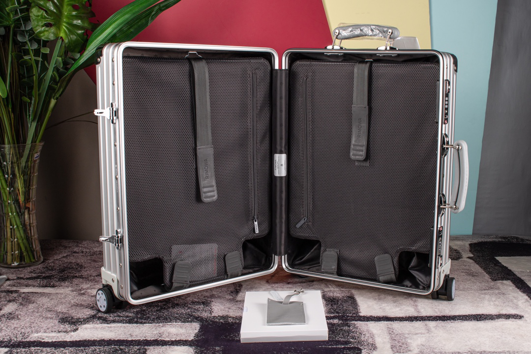 RIMOWA luggage-23