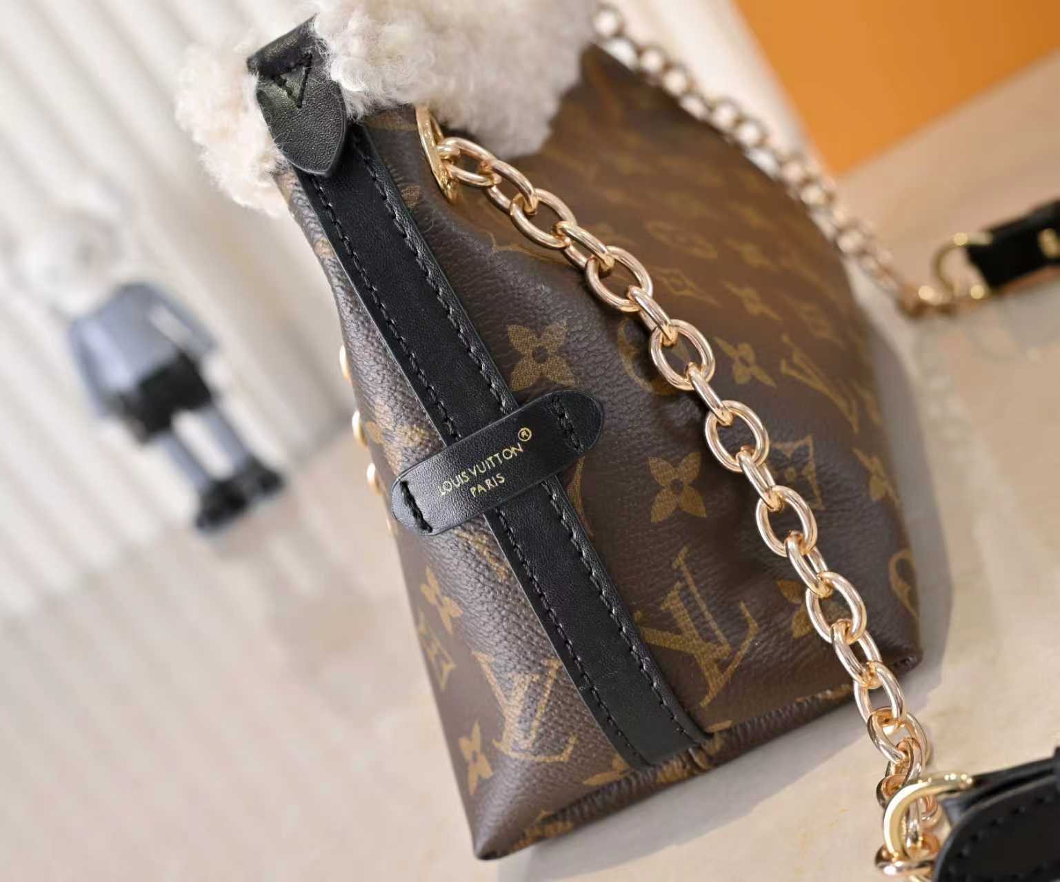 Louis Vuitton Hot New Product-136
