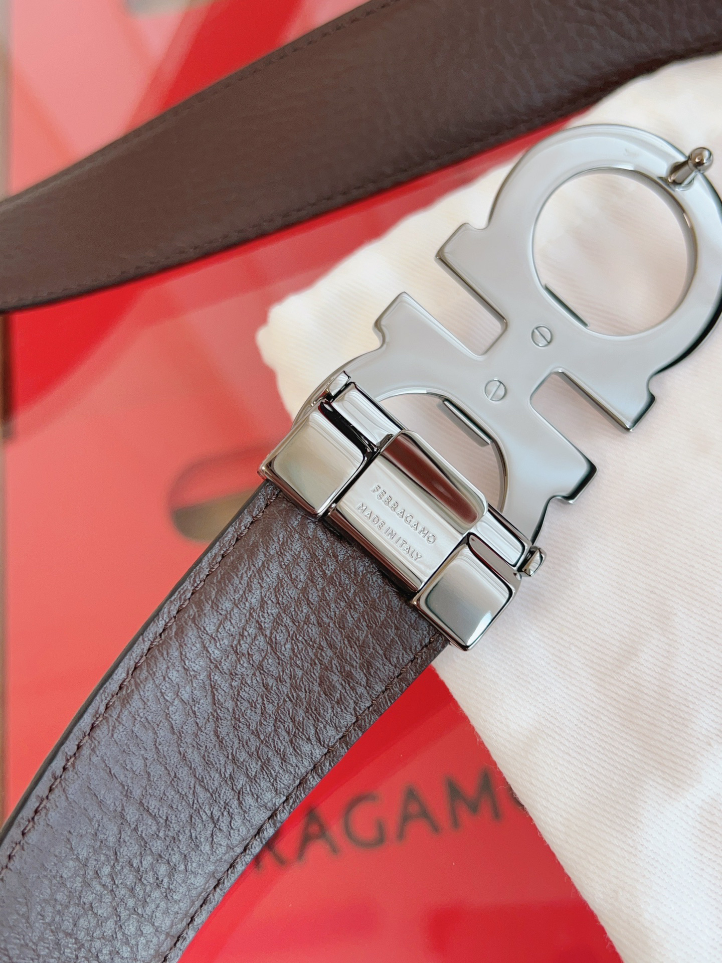 Ferragamo belt-116