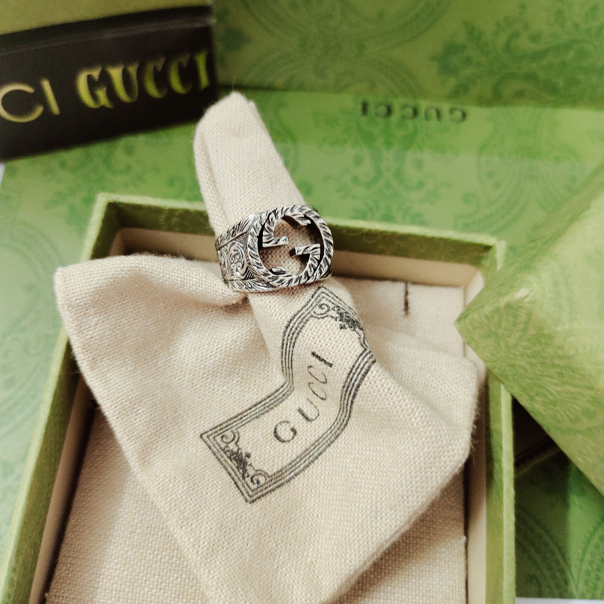 Gucci ring-55