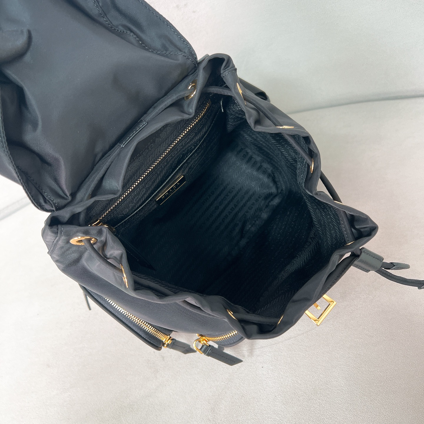 Prada Hot New Product-24