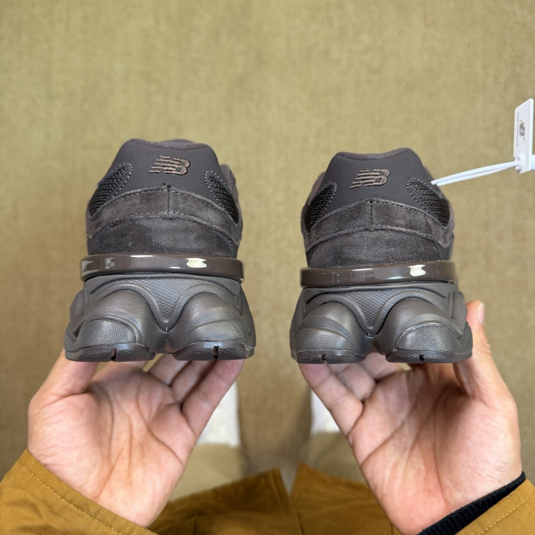 New Balance Sneakers-281