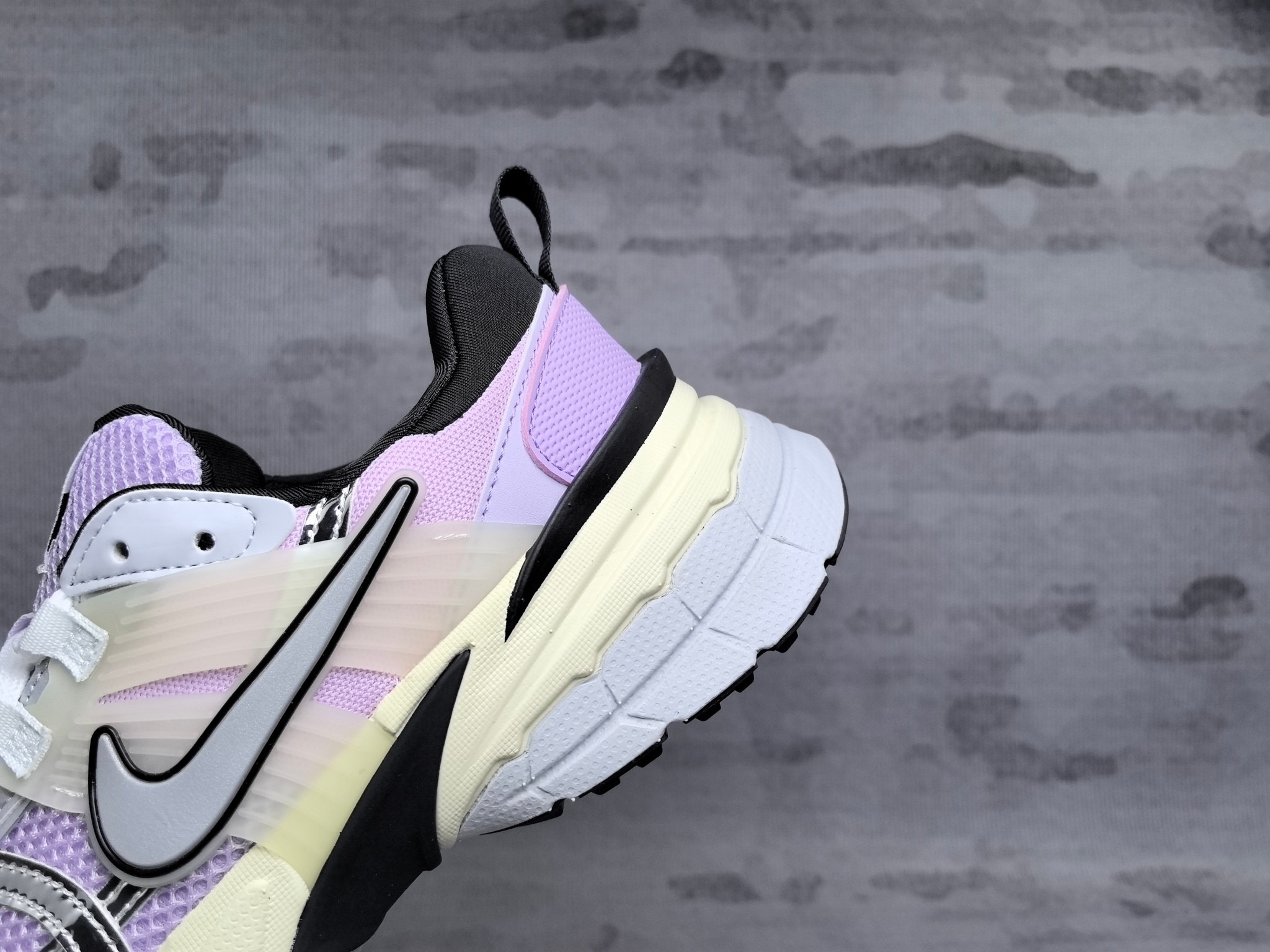 Nike Sneakers-230