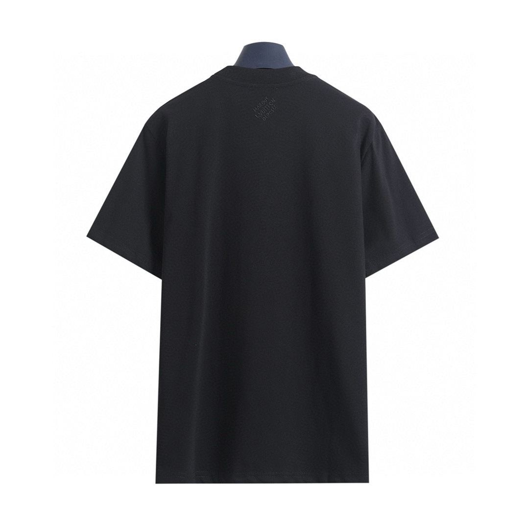 LV clothing-10