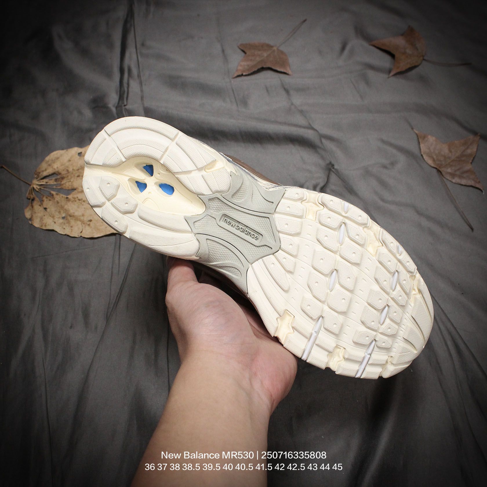 New Balance Sneakers-302