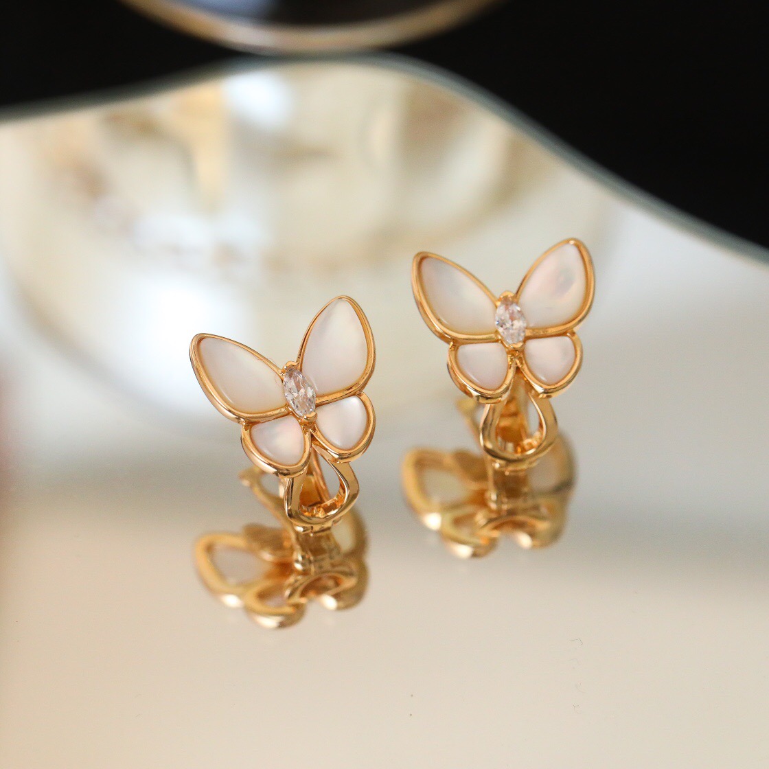 Van Cleef & Arpels earring-74