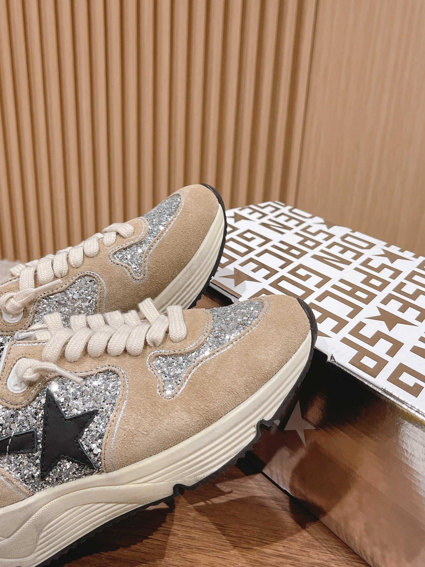 Golden Goose Sneakers-36