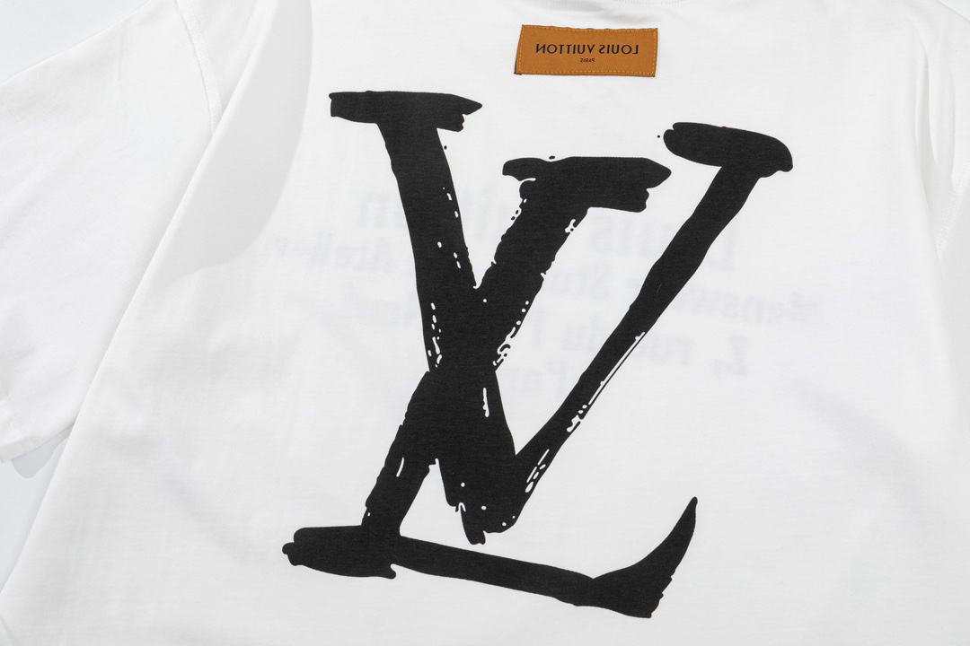 LV clothing-176