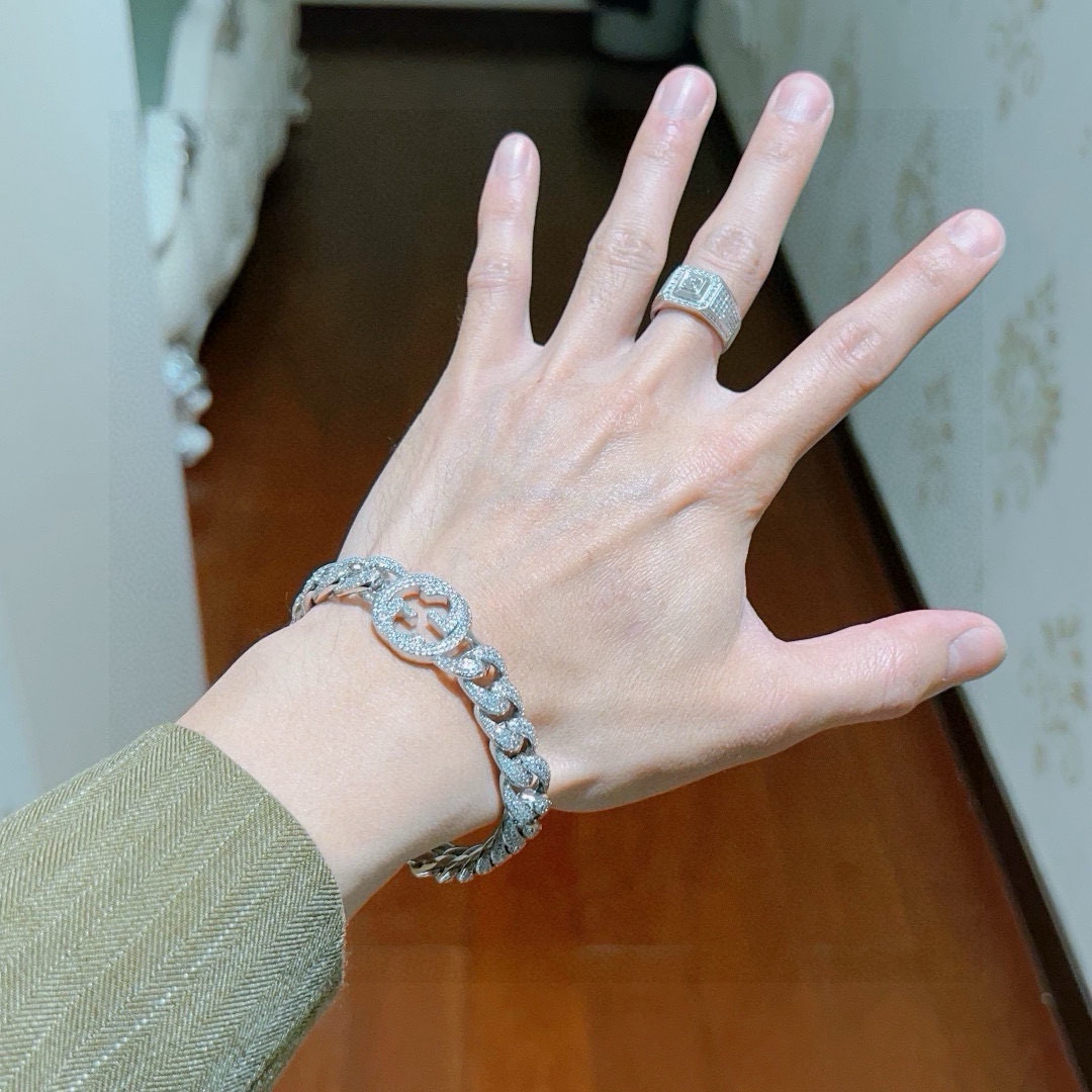 Gucci Bracelet-40