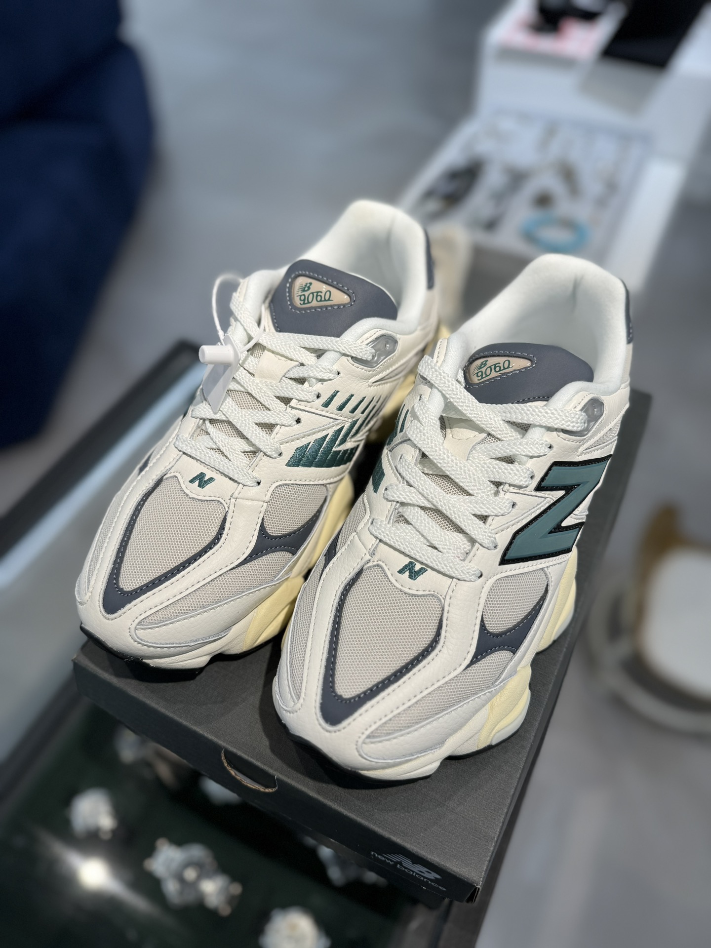 New Balance Sneakers-182