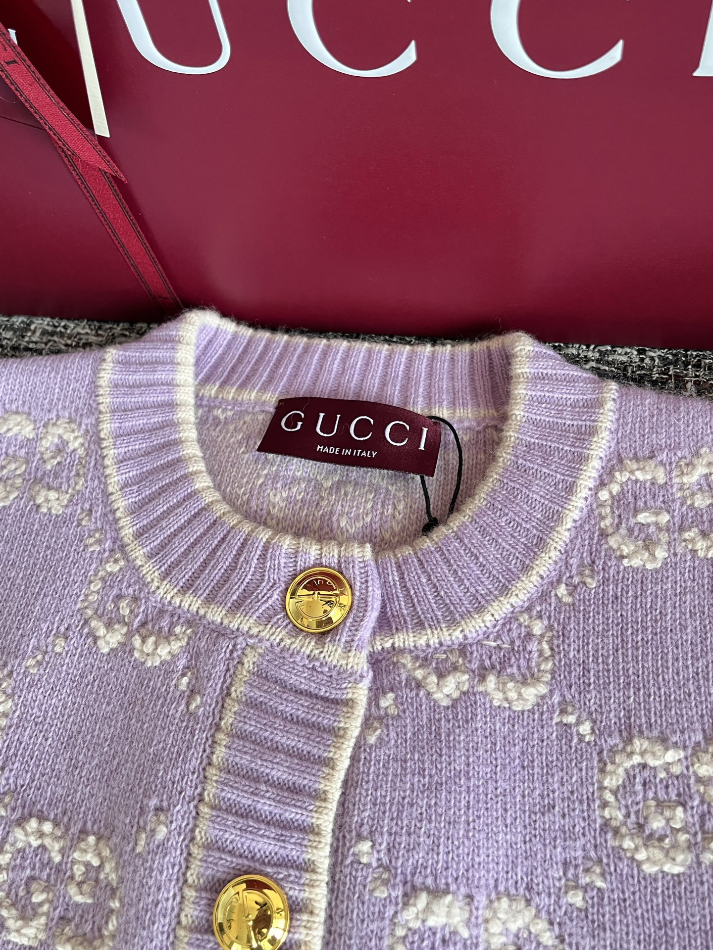 Gucci Clothing-233