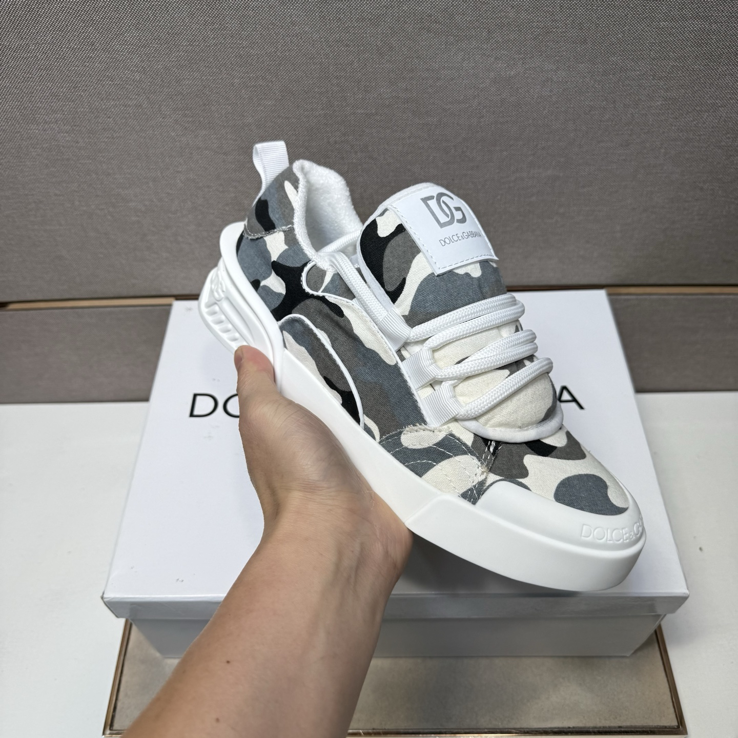 D&G Sneakers-210
