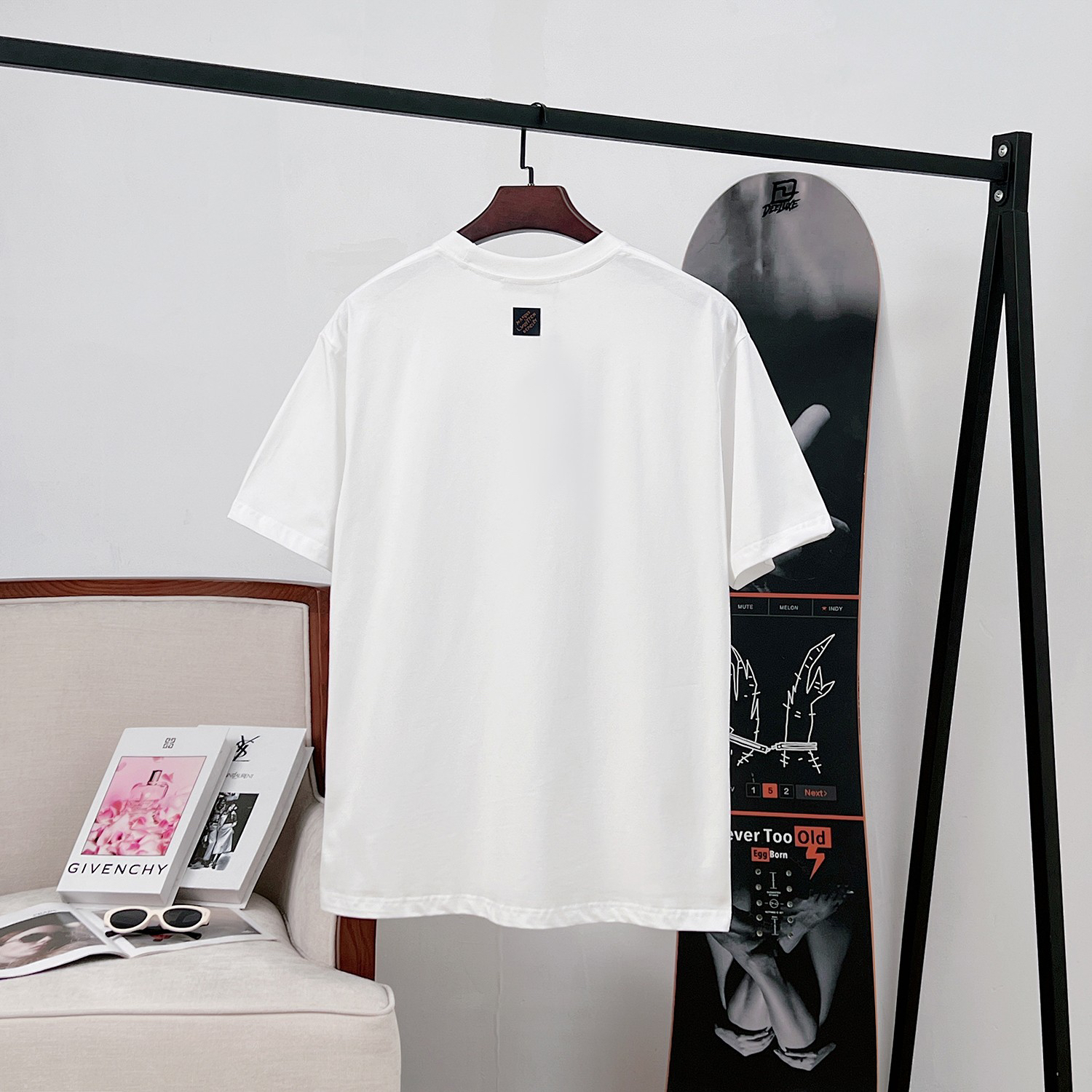 LV clothing-157
