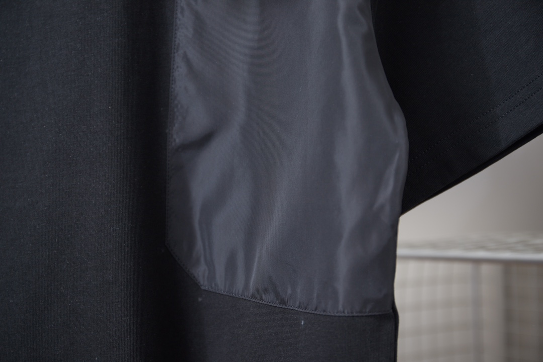Prada clothing-246
