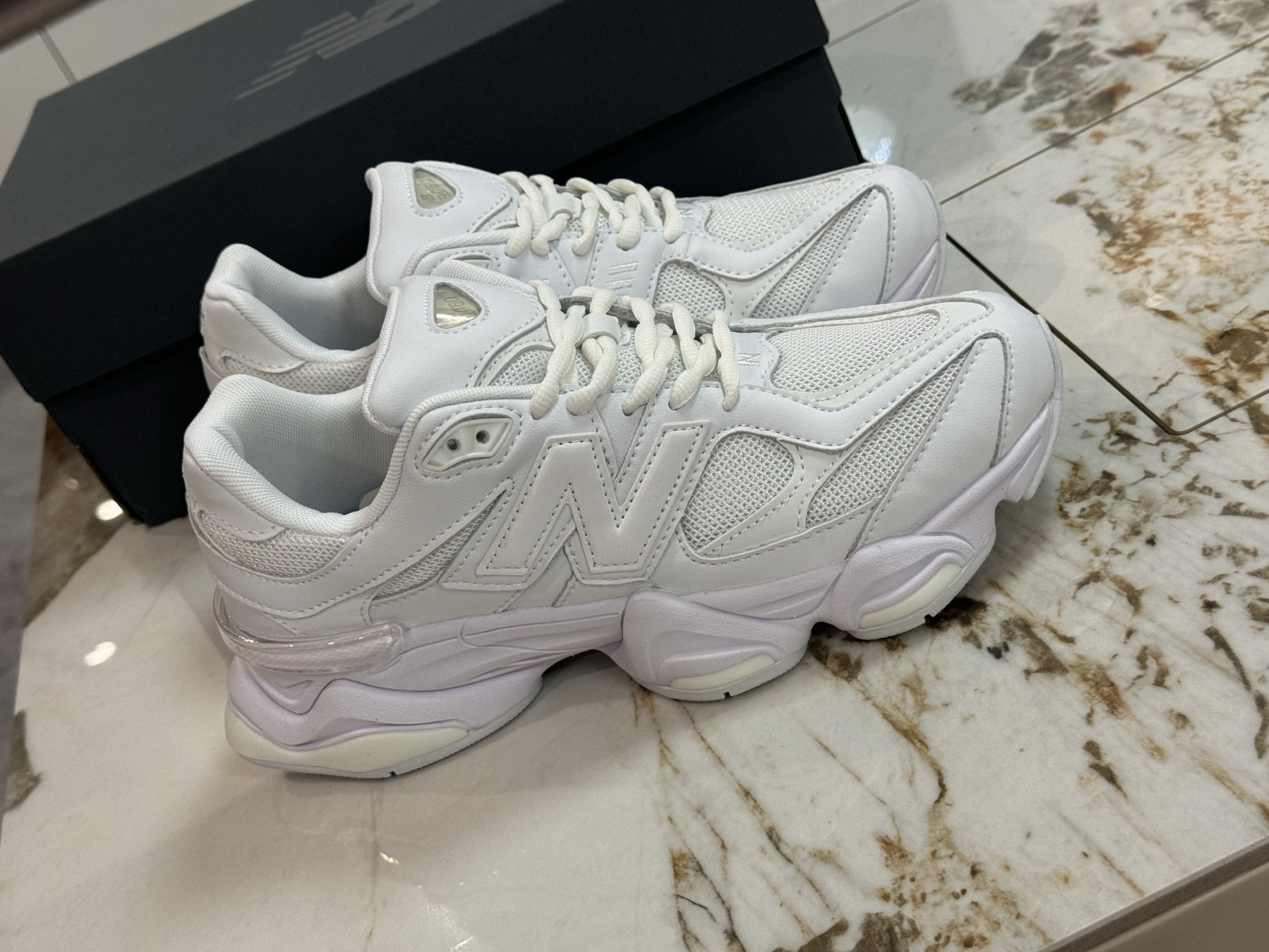 New Balance Sneakers-18