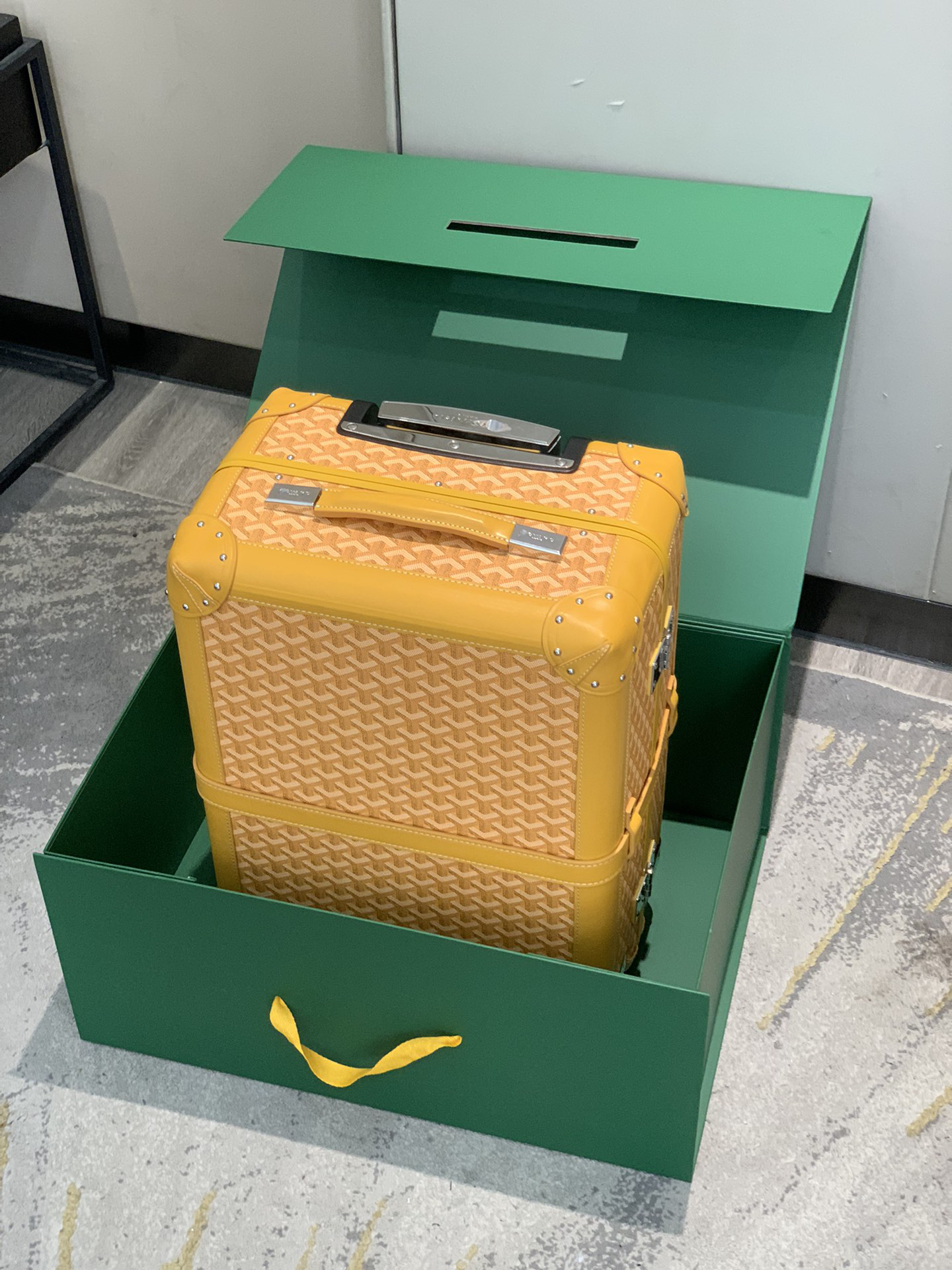 Goyard luggage-5