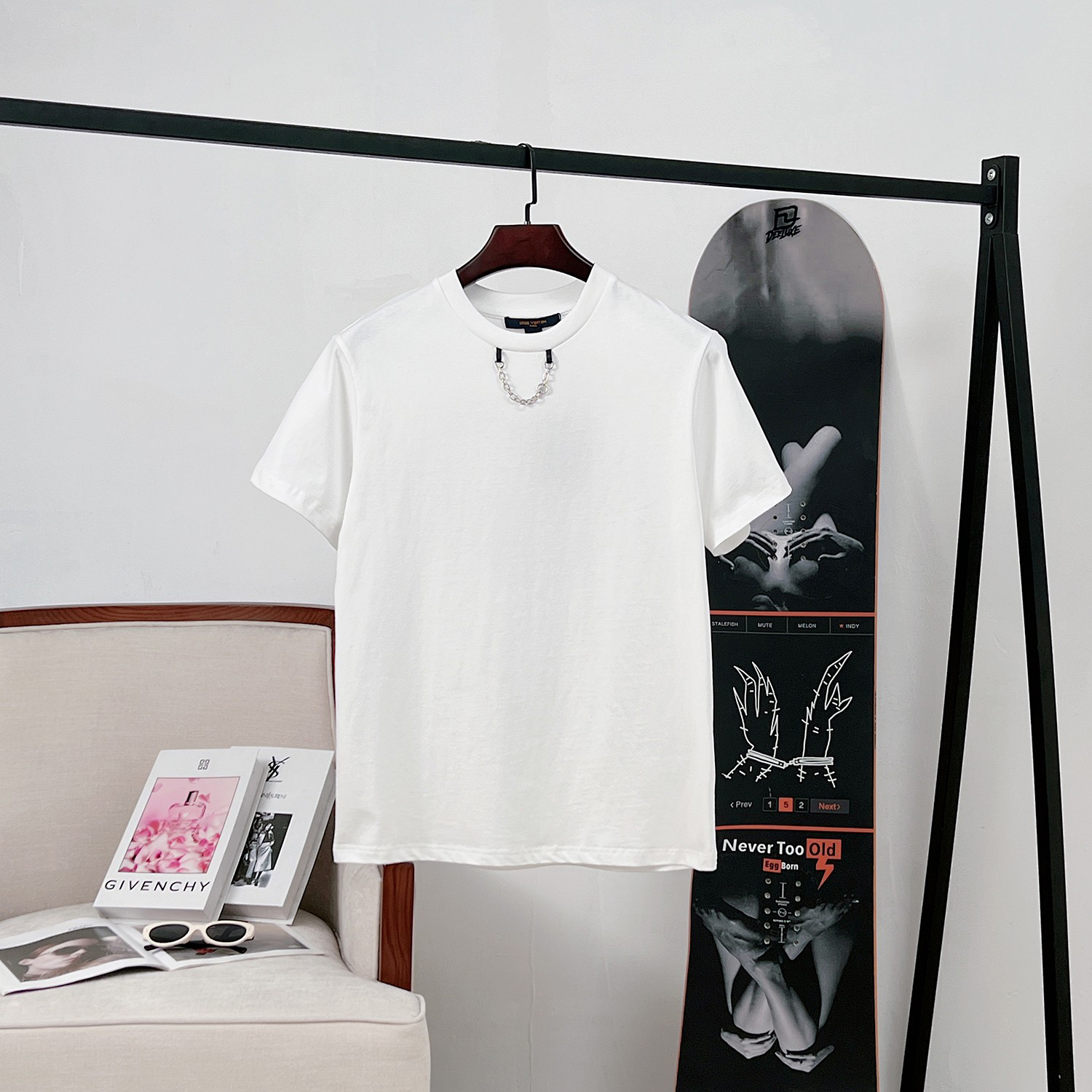 LV clothing-90