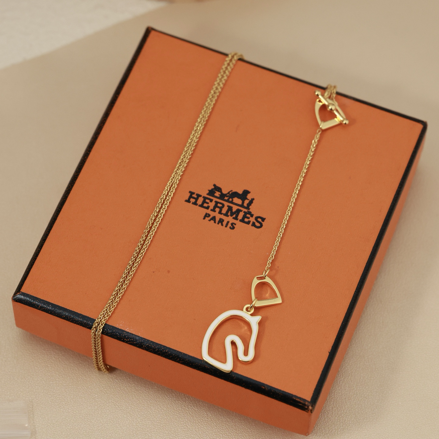Hermes necklace-2
