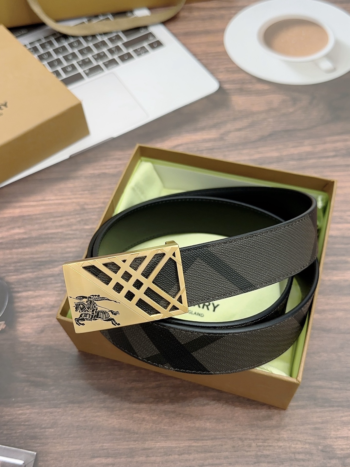 Burberry belt-46