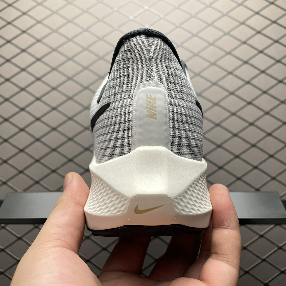 Nike Sneakers-117