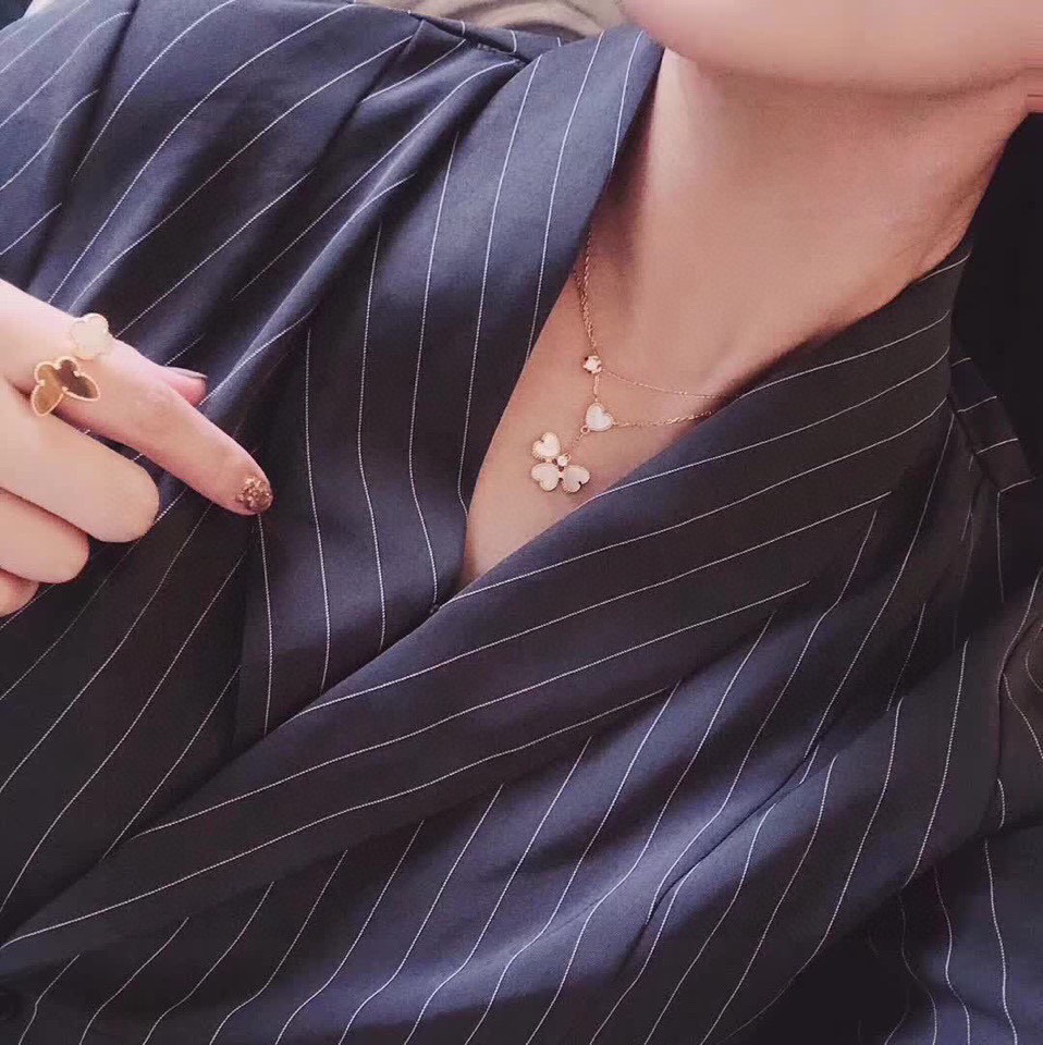 Van Cleef & Arpels necklace-61