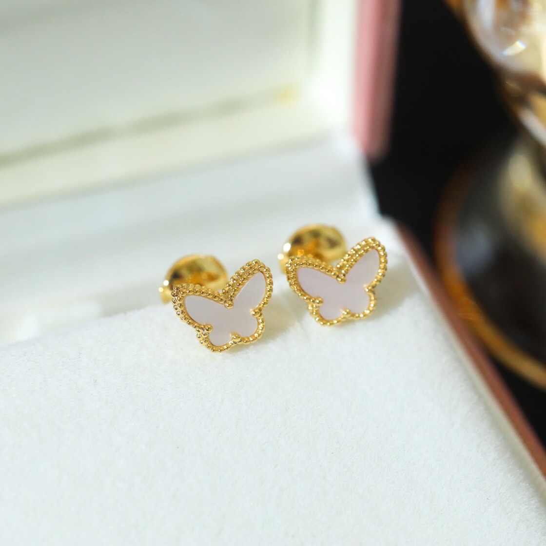 Van Cleef & Arpels earring-117