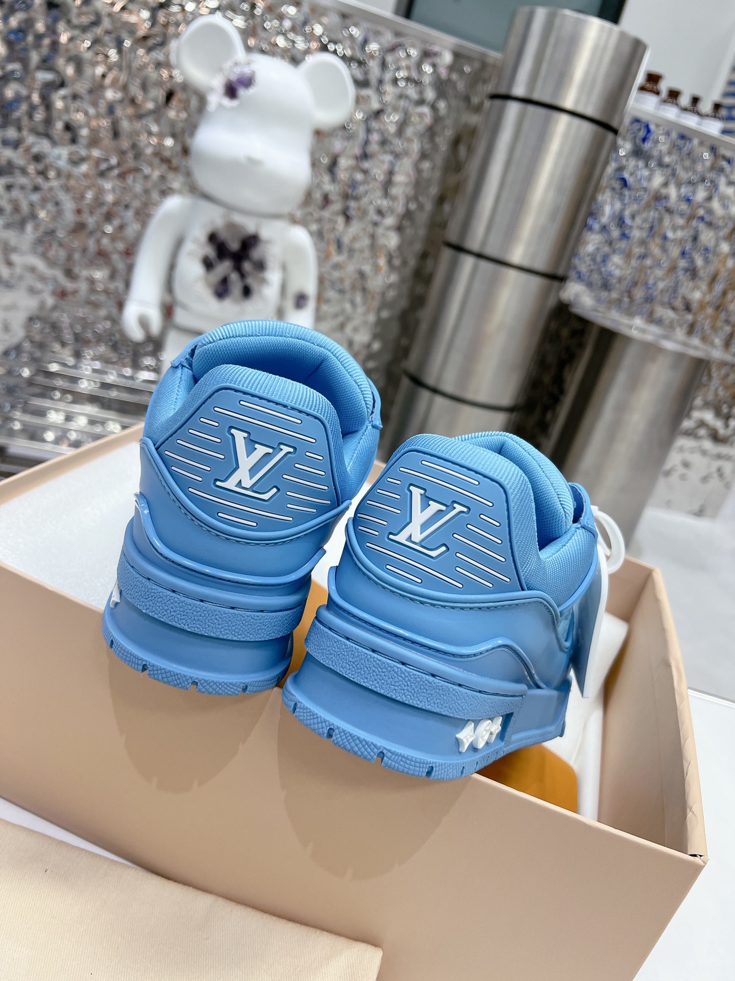 Lv Sneakers-11