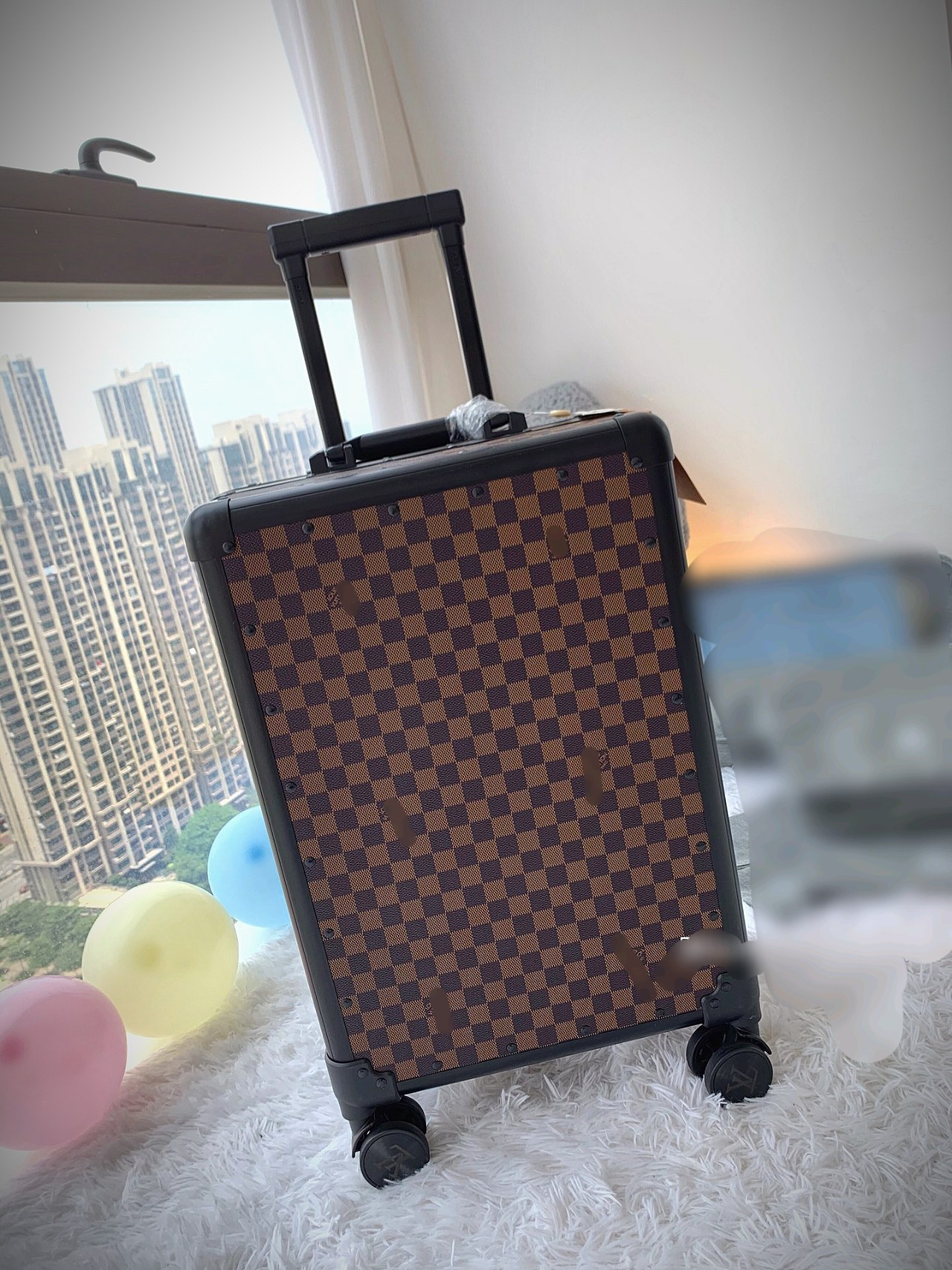 Gucci luggage-29
