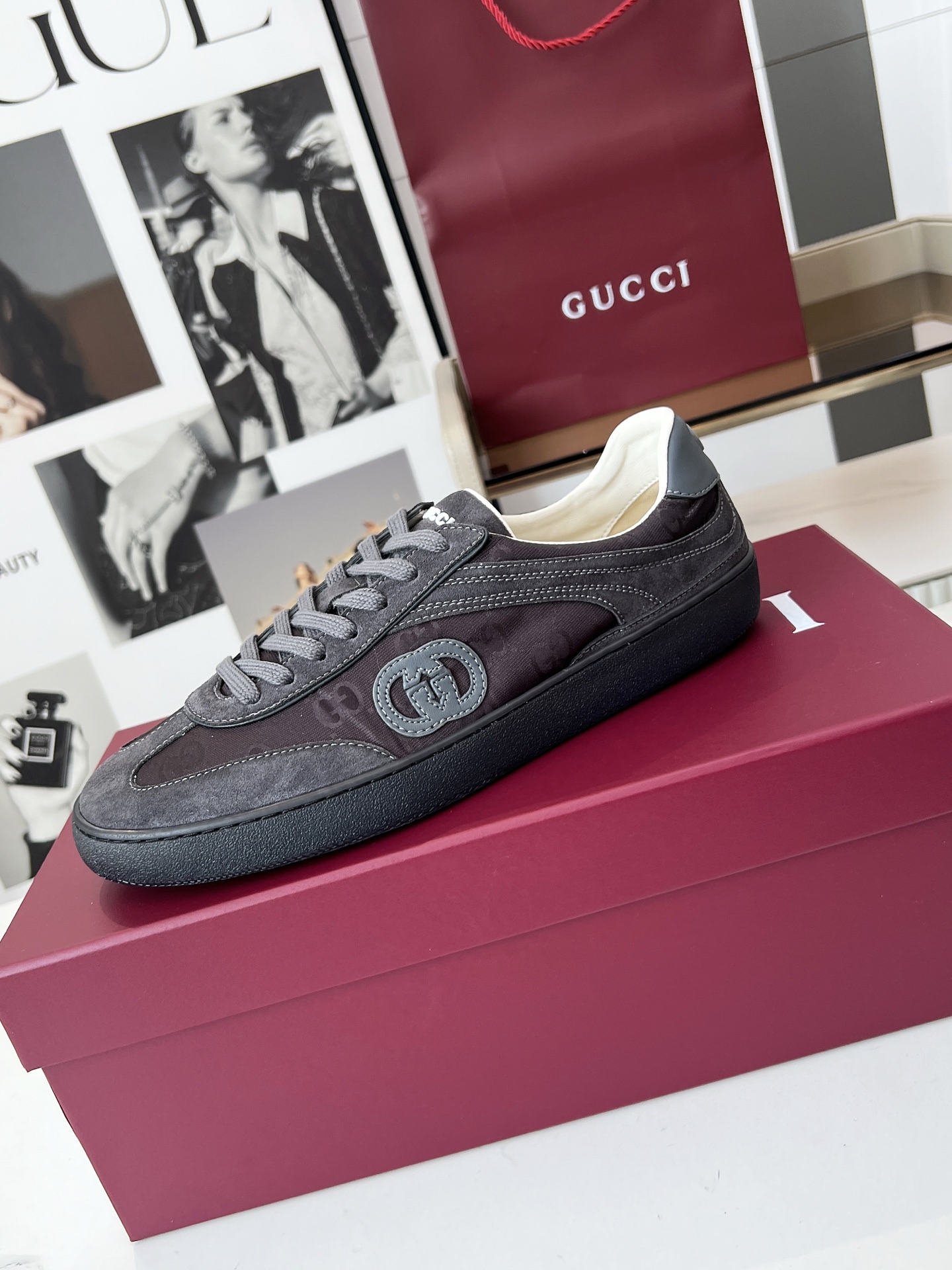 Gucci Sneakers-151