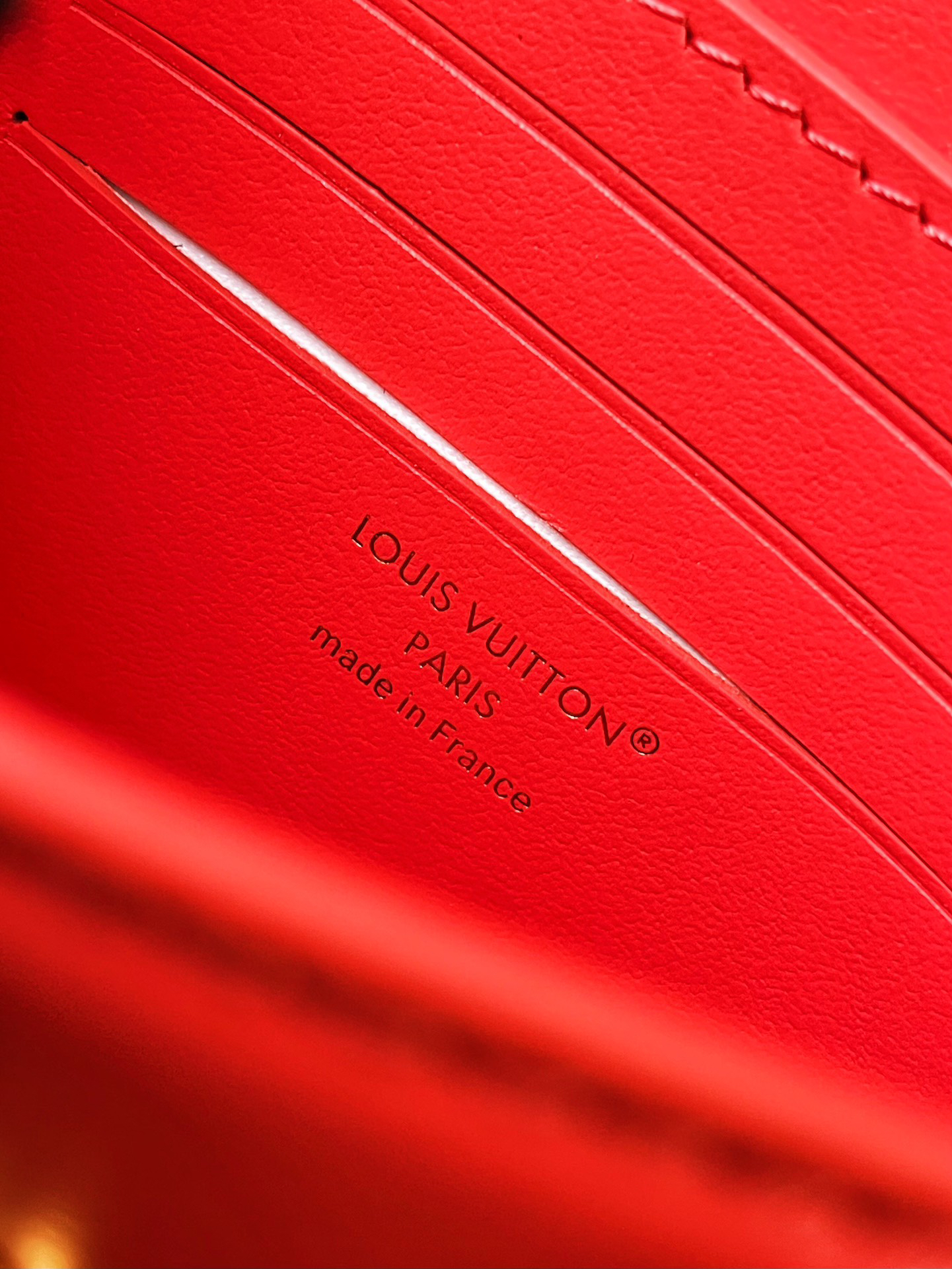 Louis Vuitton Hot New Product-20