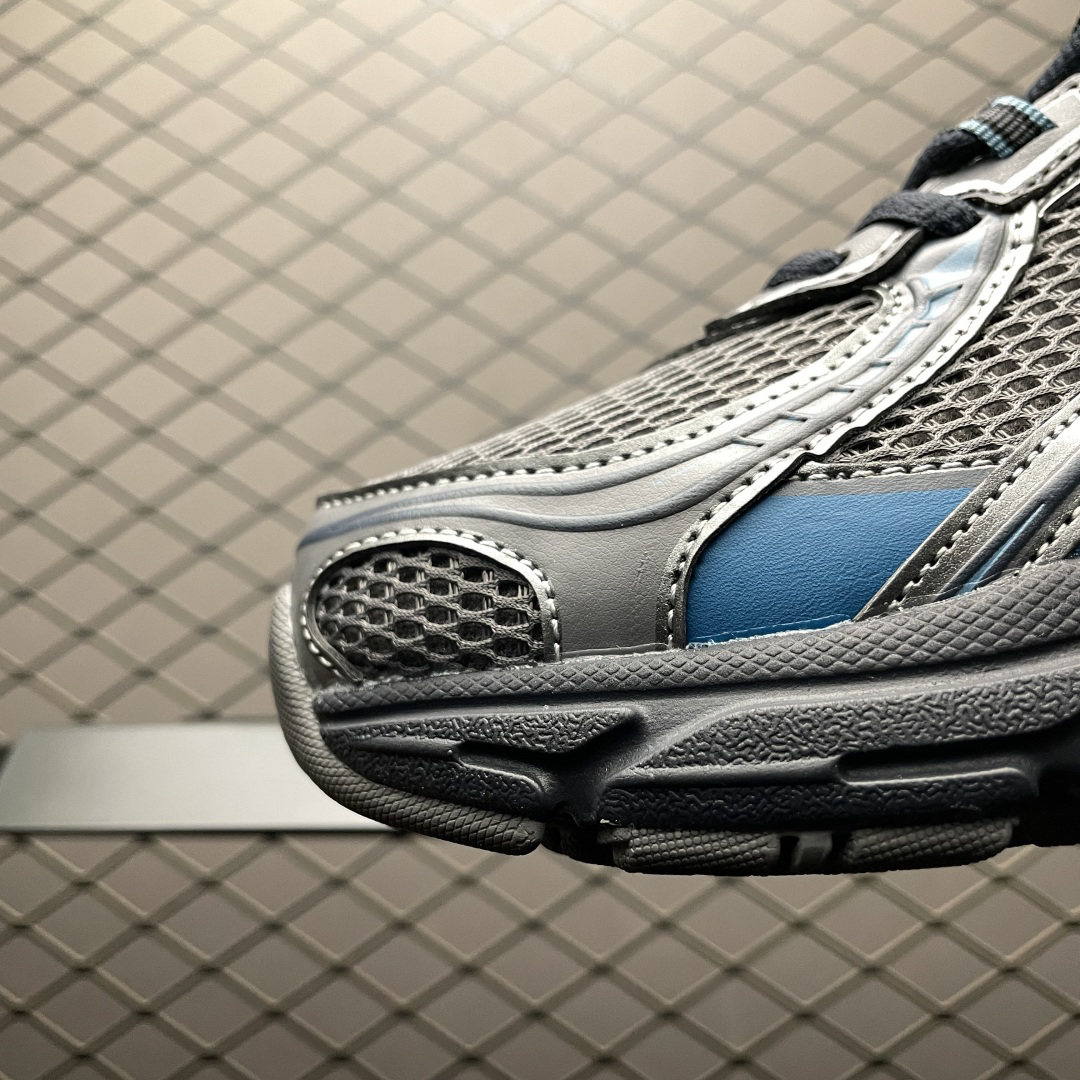 New Balance Sneakers-102