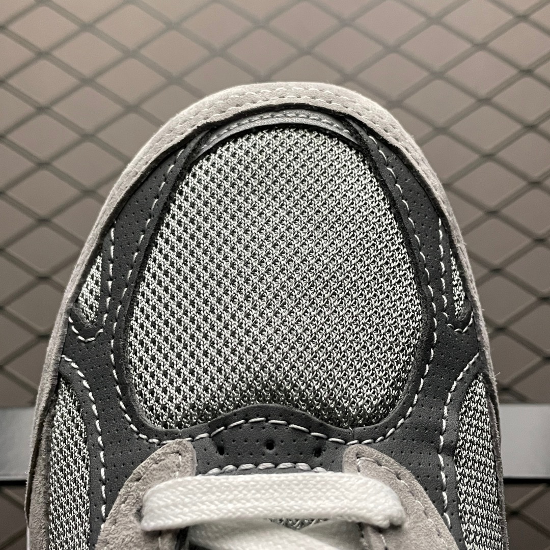 New Balance Sneakers-248