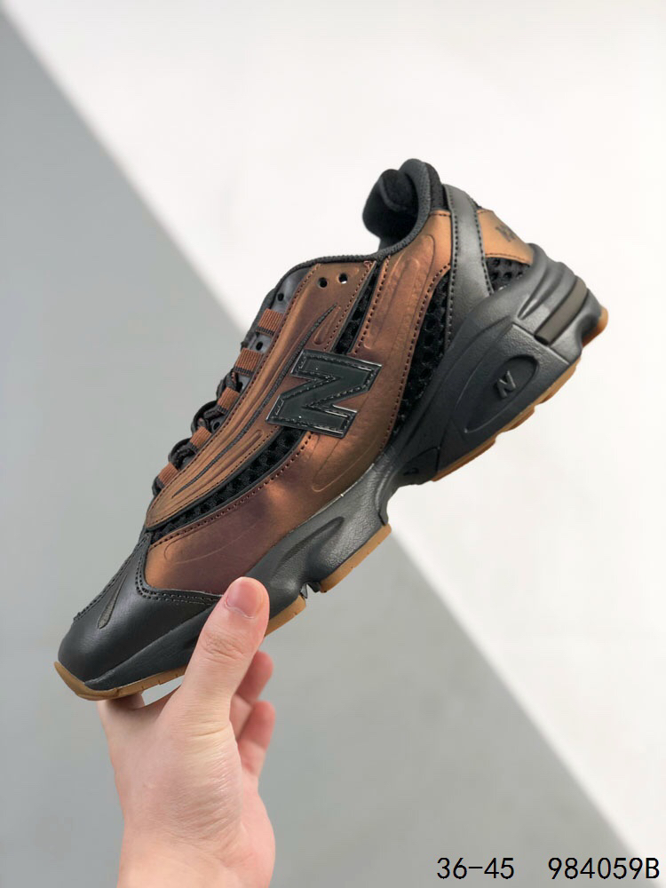 New Balance Sneakers-382