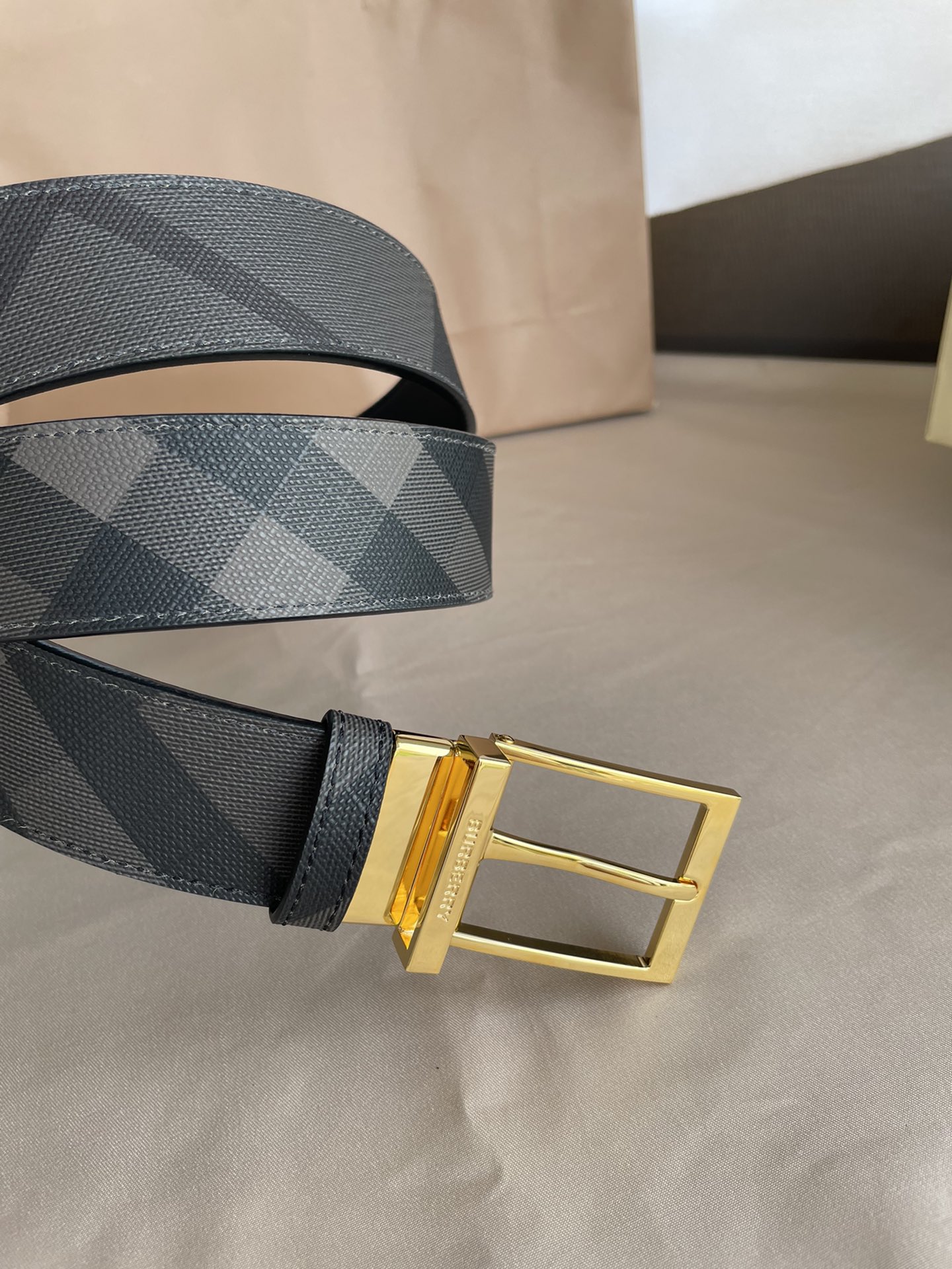 Burberry belt-126