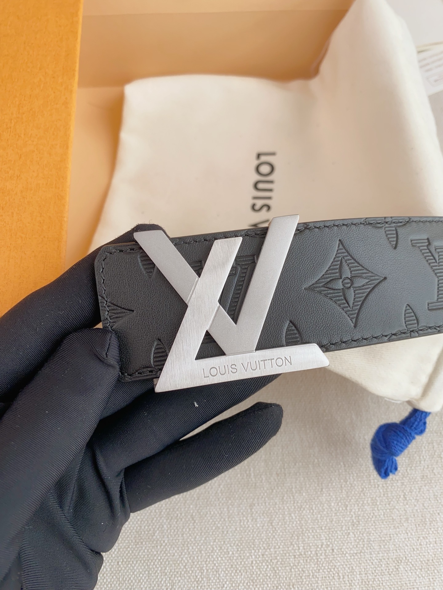Lv belt-114