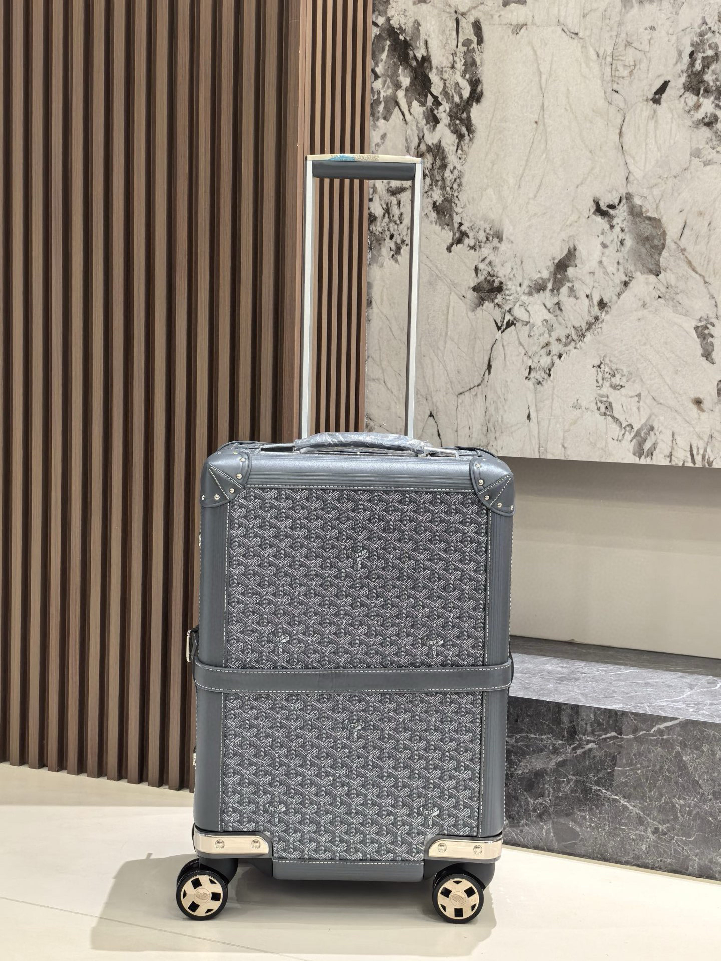 Goyard luggage-43