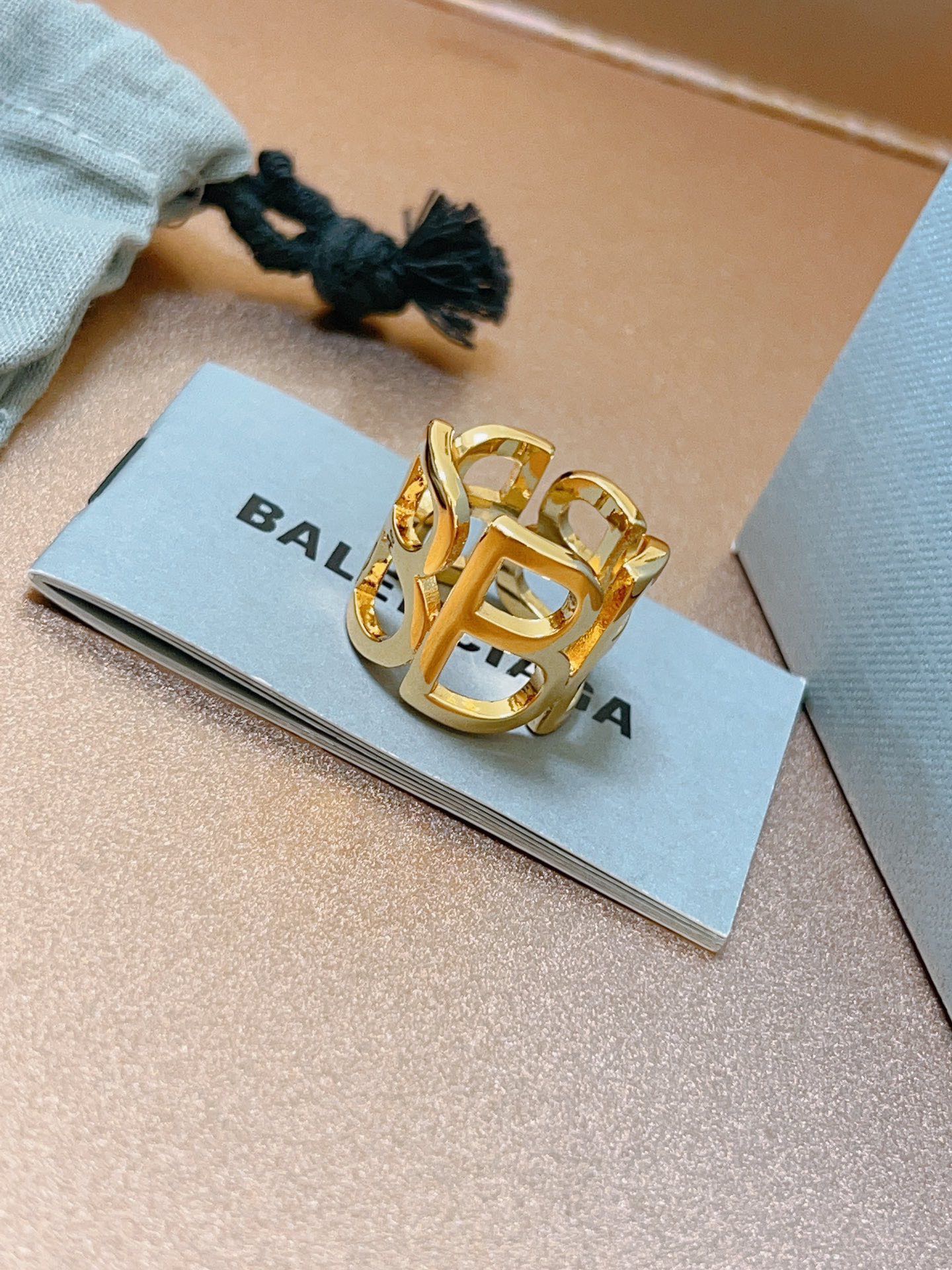 Balenciaga ring-10