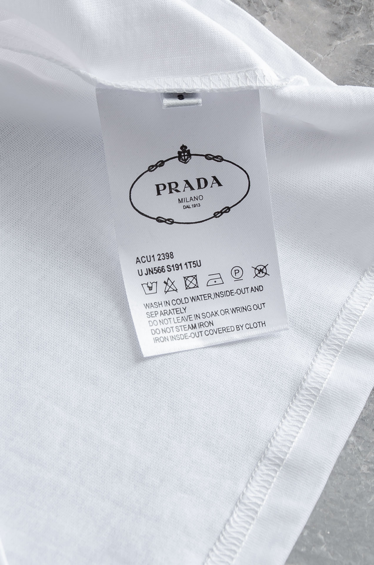 Prada clothing-205