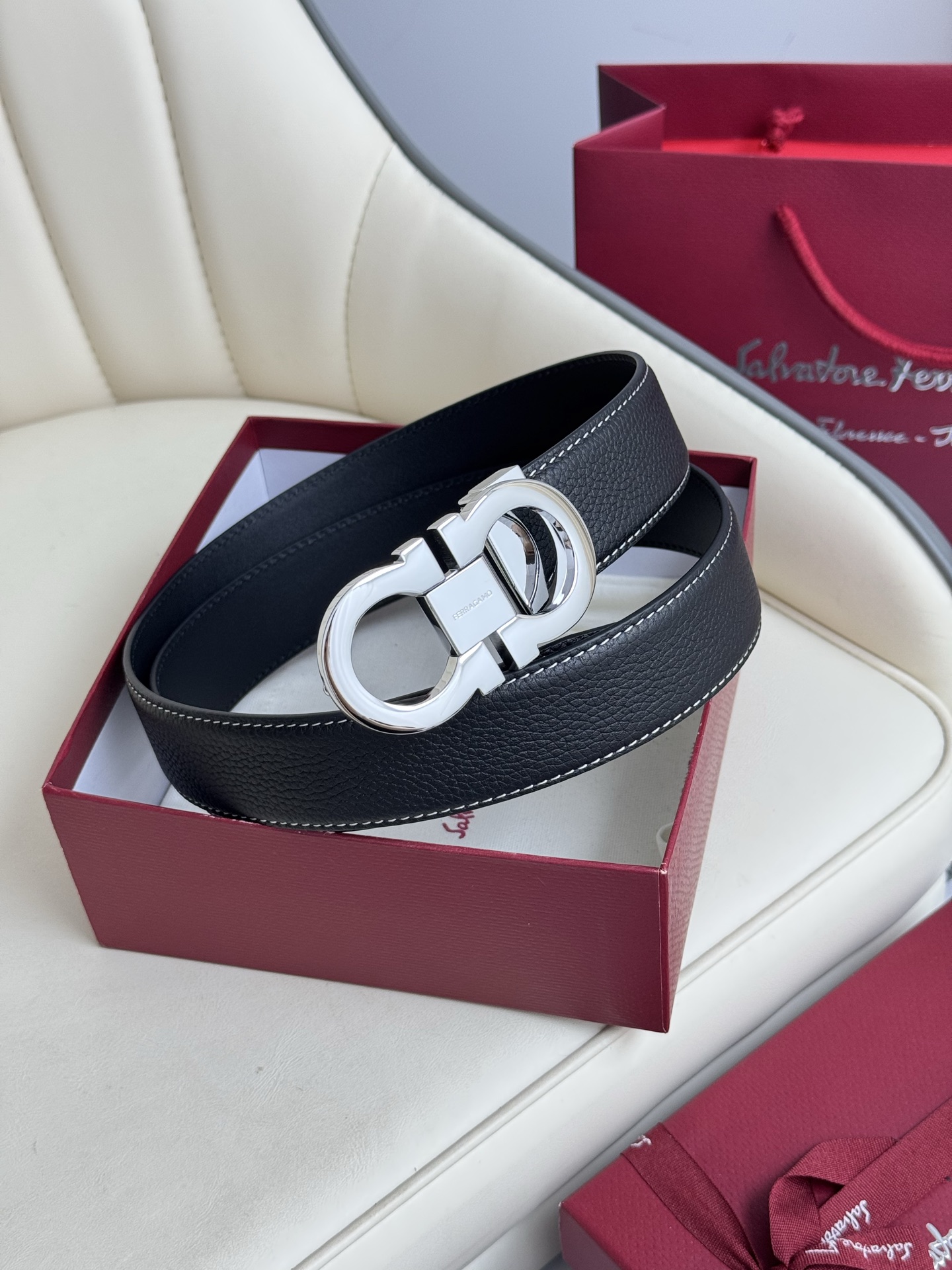 Ferragamo belt-101