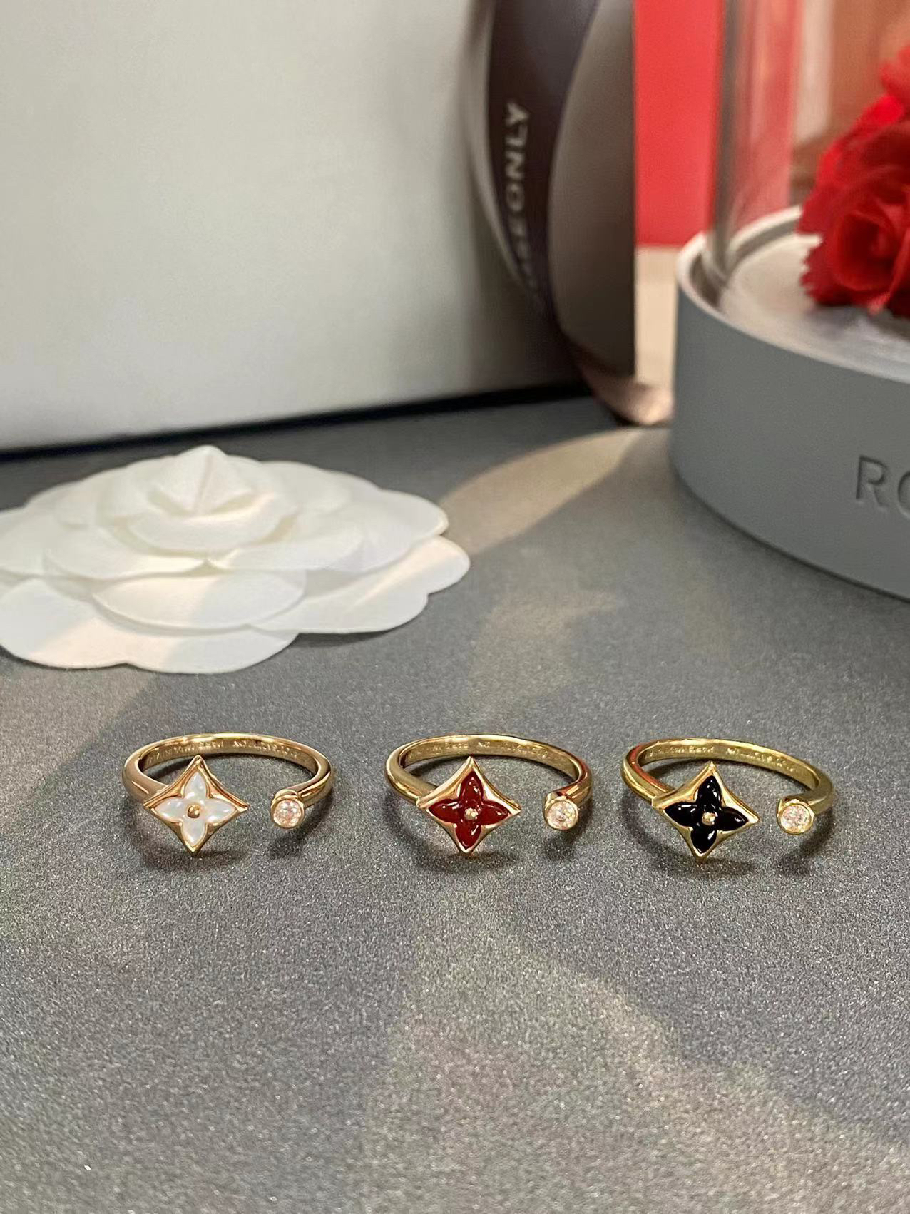 LV ring-14