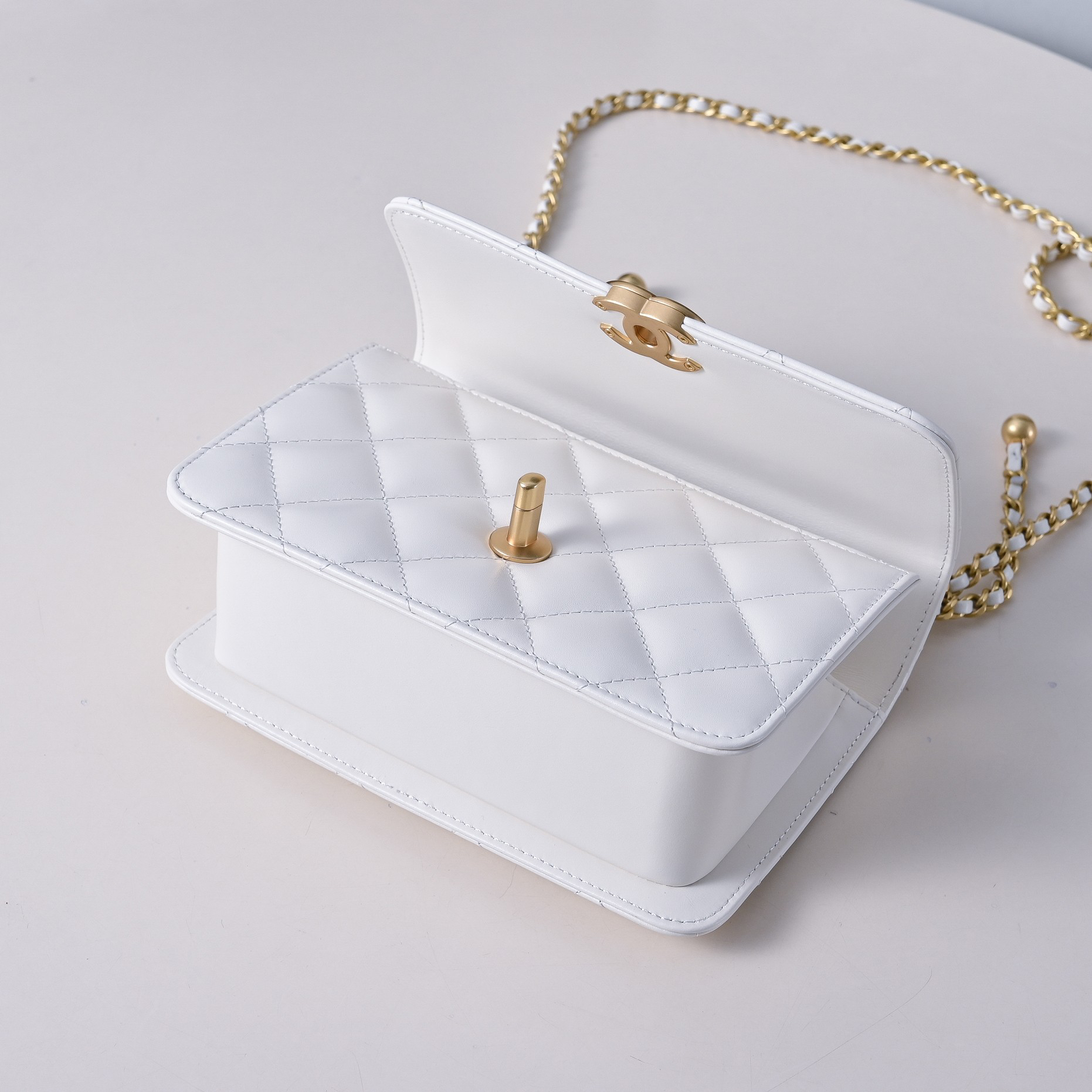 Chanel Hot New Product-59