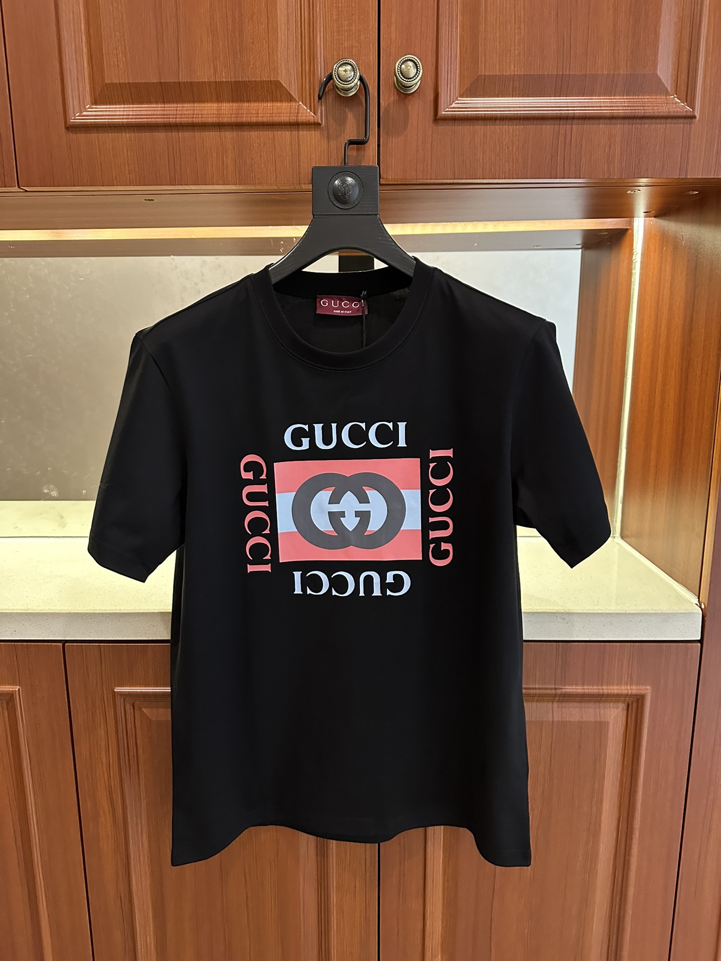 Gucci Clothing-206