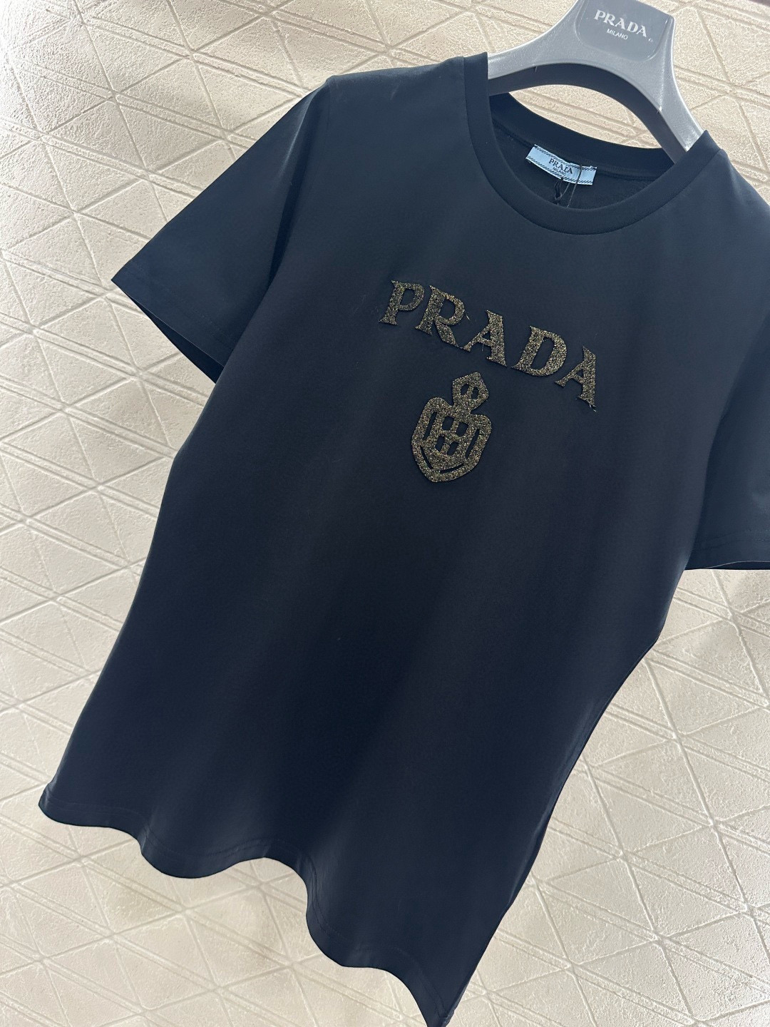 Prada clothing-220