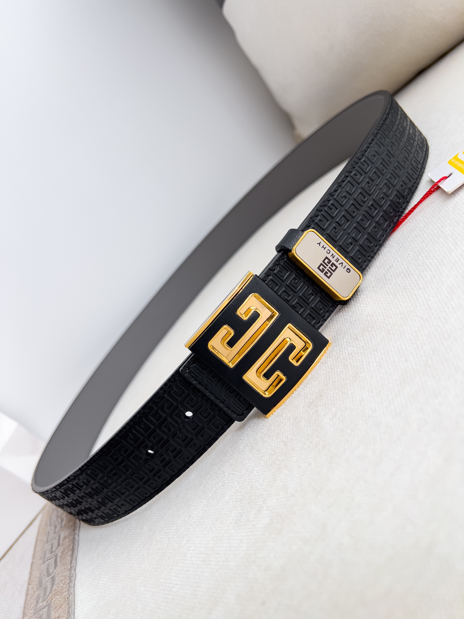 Givenchy belt-104