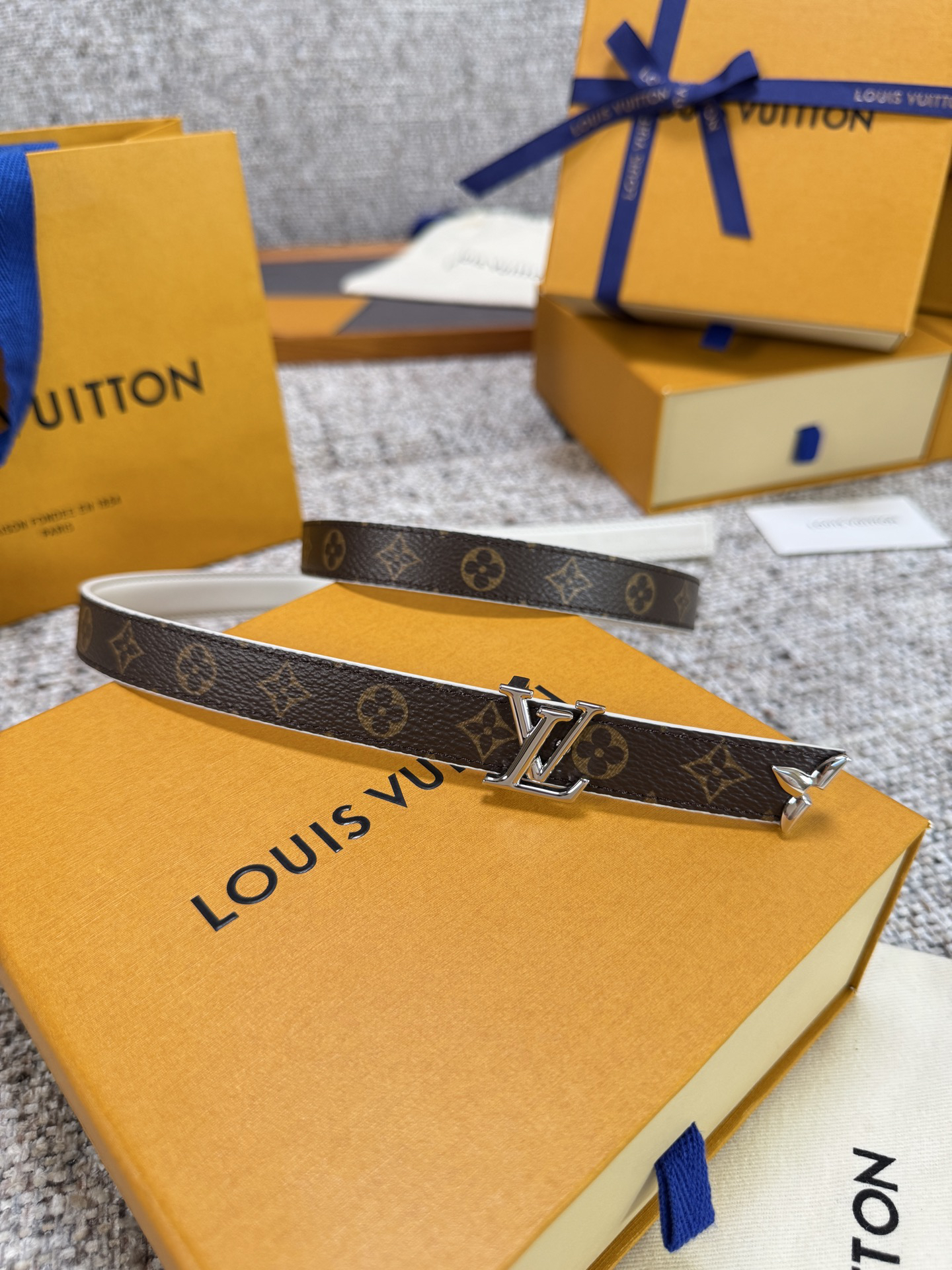 Lv belt-73