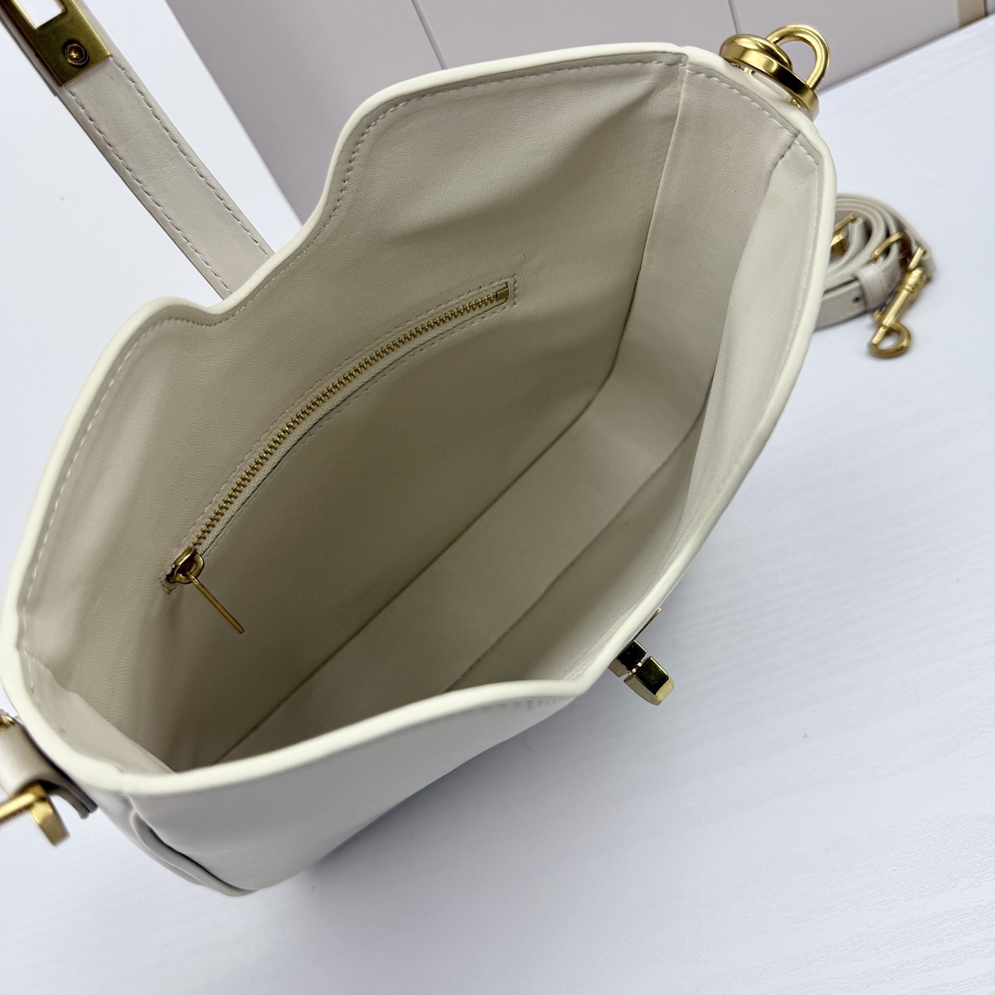 Celine Hot New Product-10