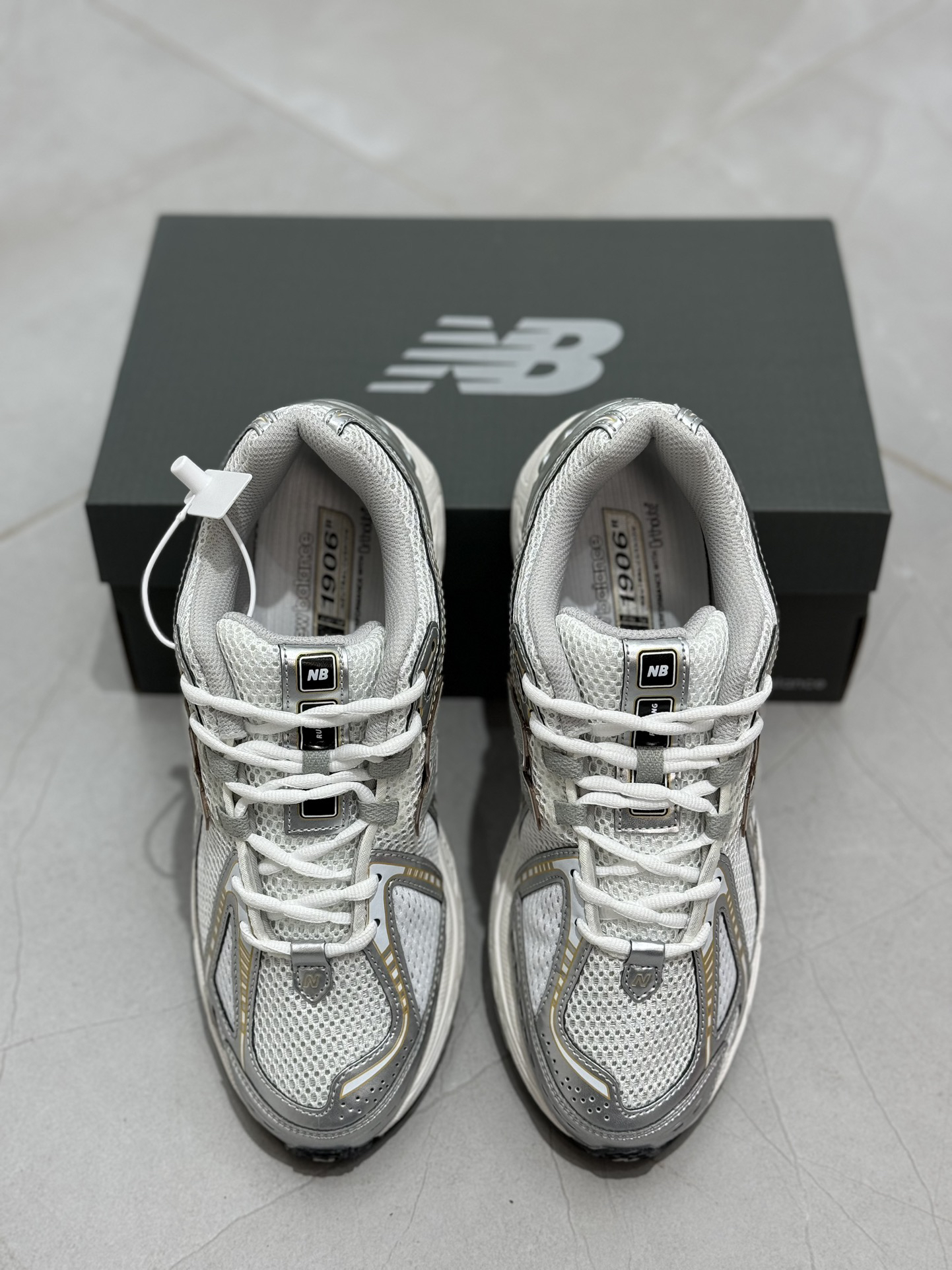 New Balance Sneakers-369