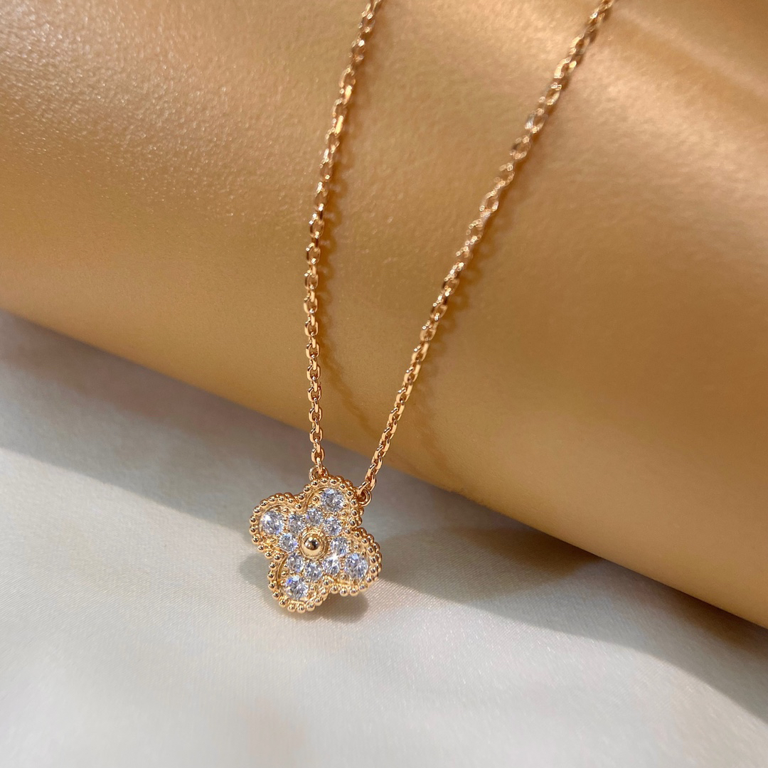 Van Cleef & Arpels necklace-37