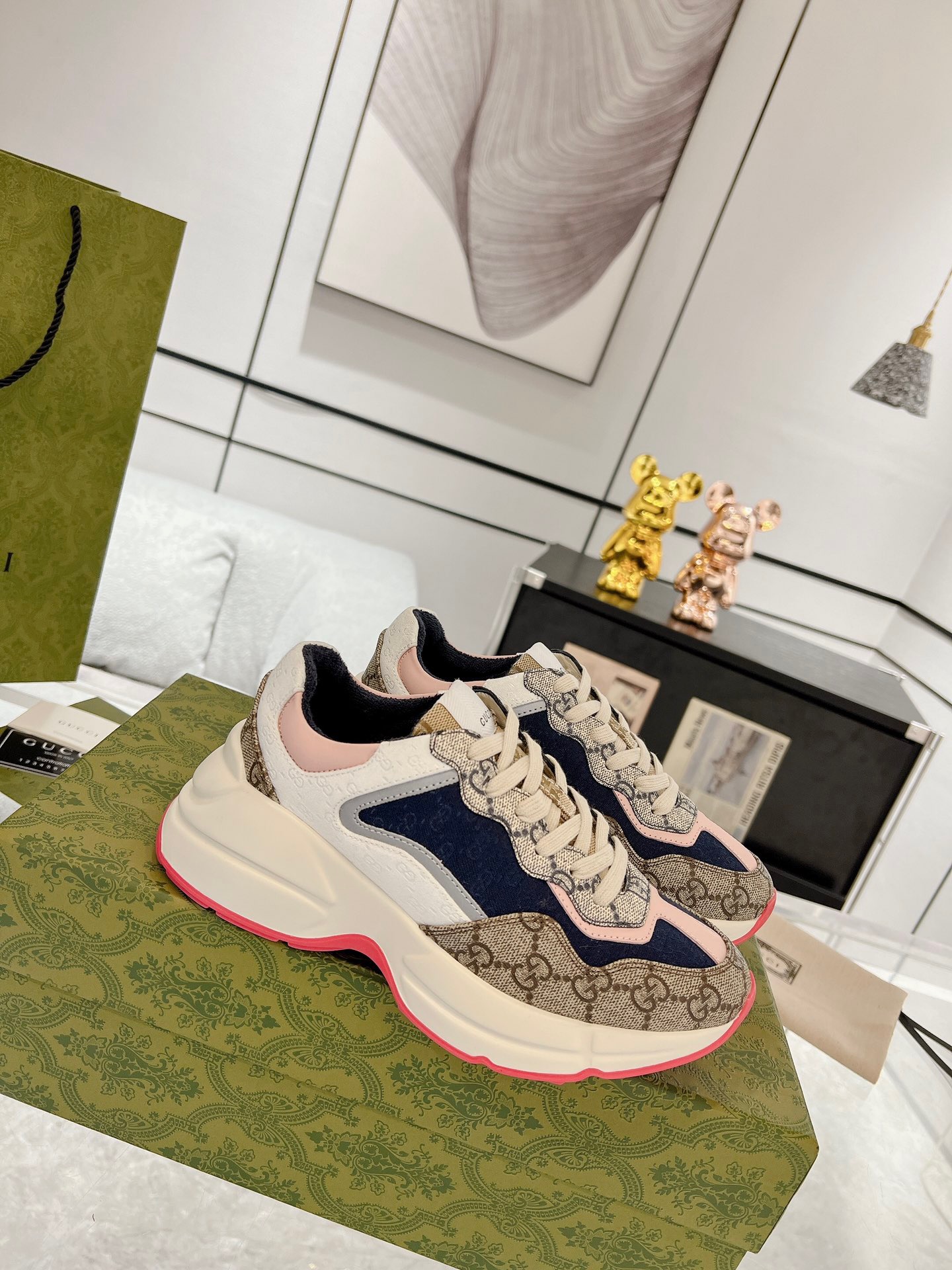 Gucci Sneakers-205