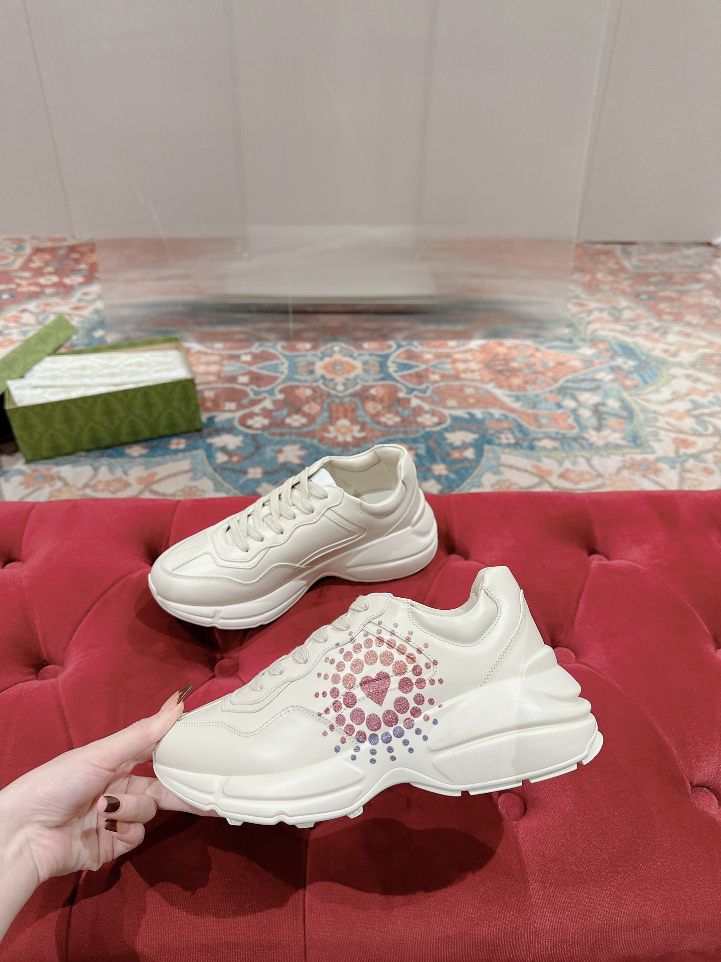 Gucci Sneakers-109
